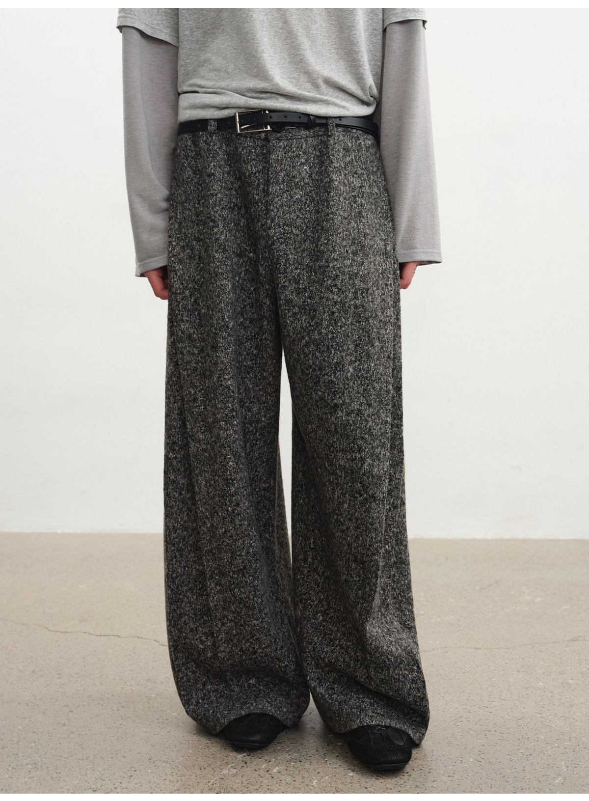 Side-Pleated Casual Pants