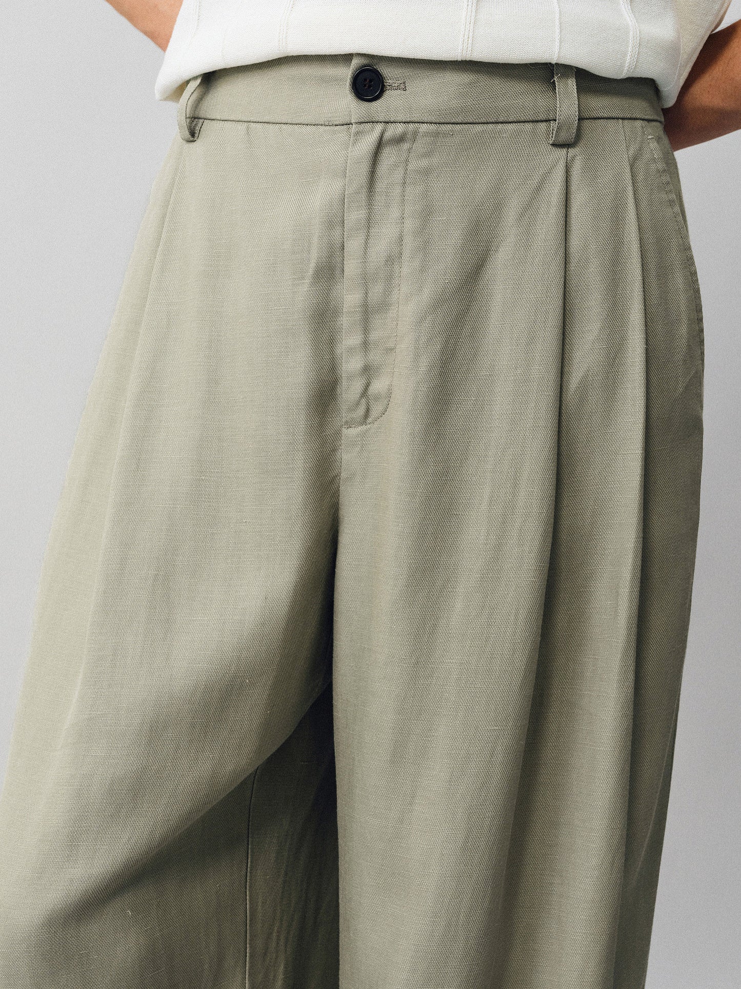 Linen Double-Pleated Casual Pants
