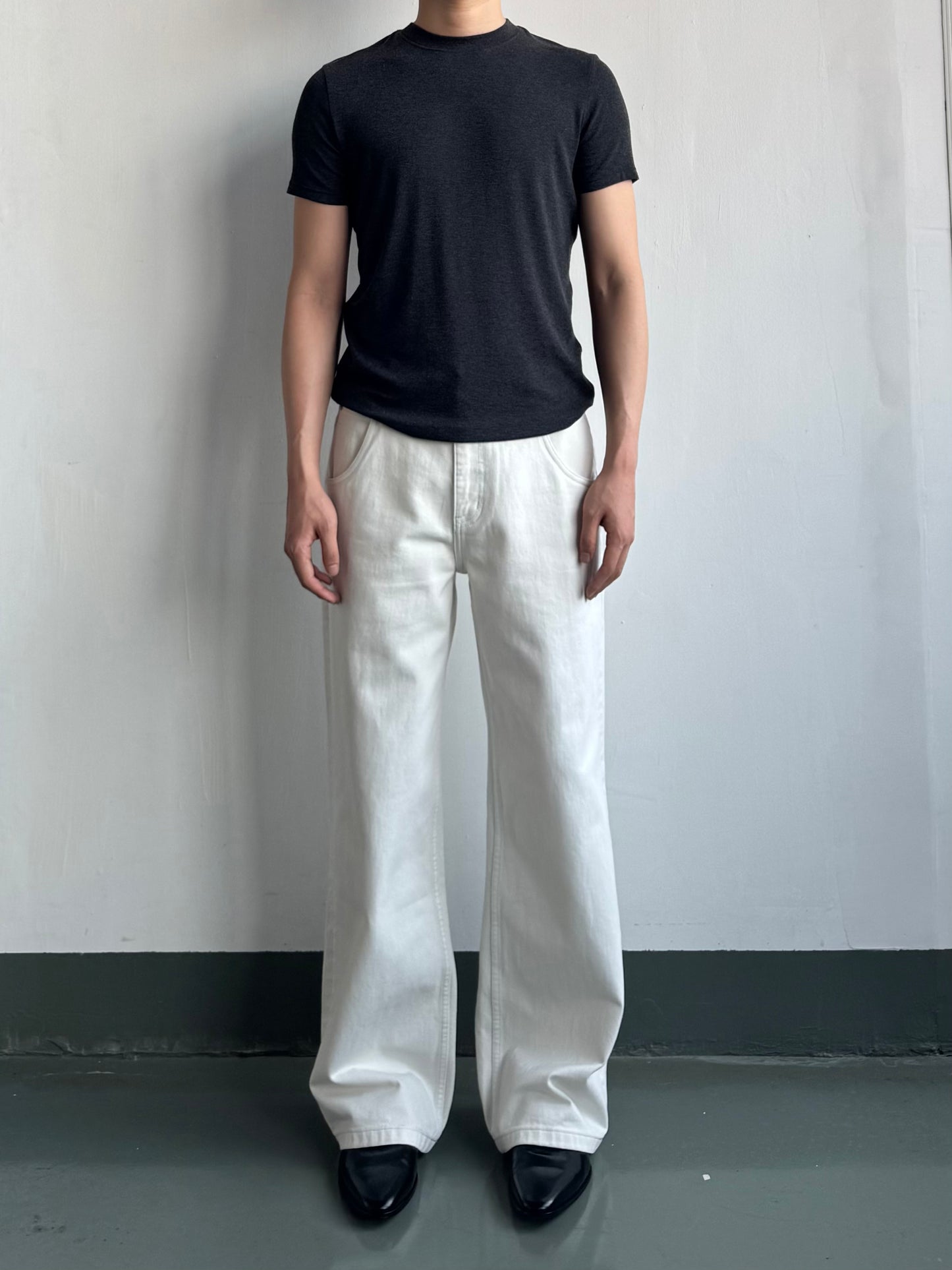 Straight-Cut Denim Pants with Stitching