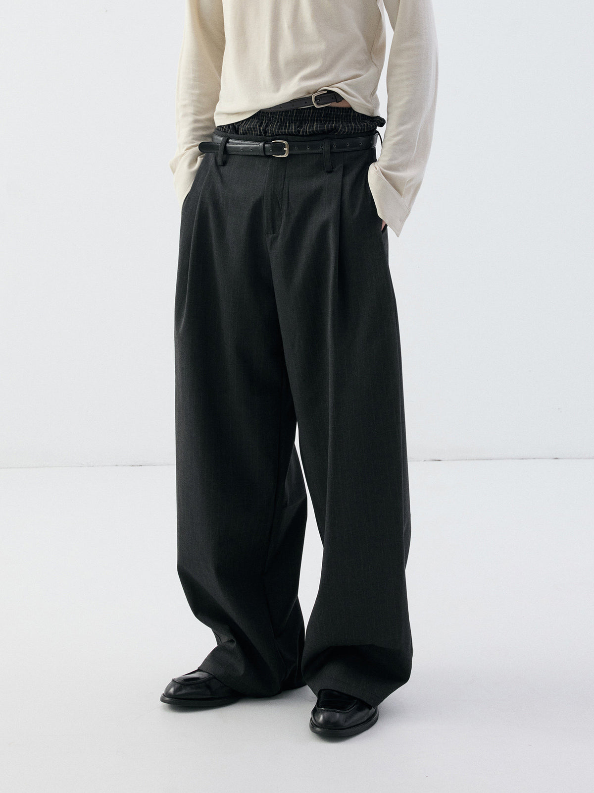 3D-Cut Casual Pants