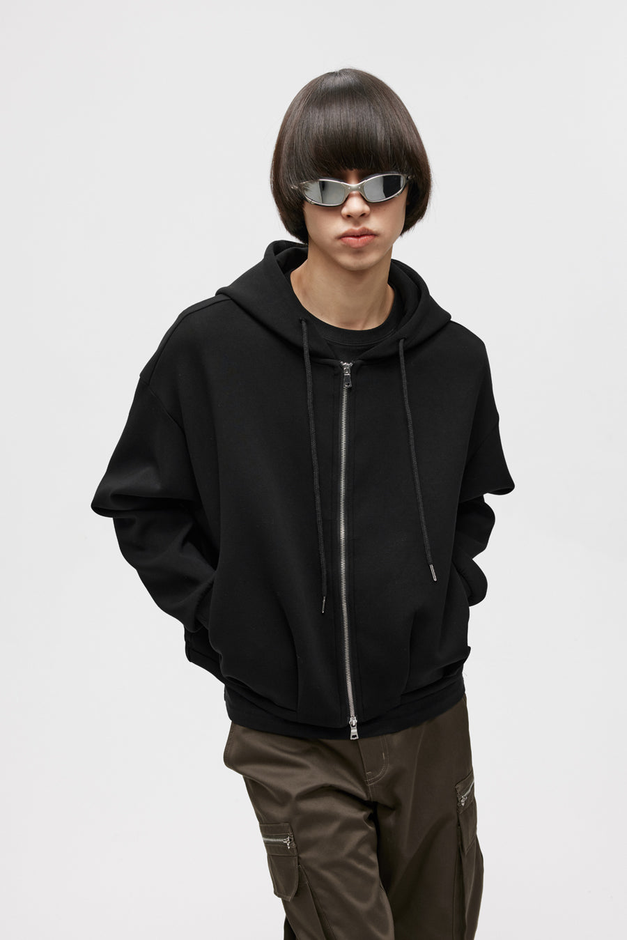 Pleated Air Layer Hooded Sweatshirt