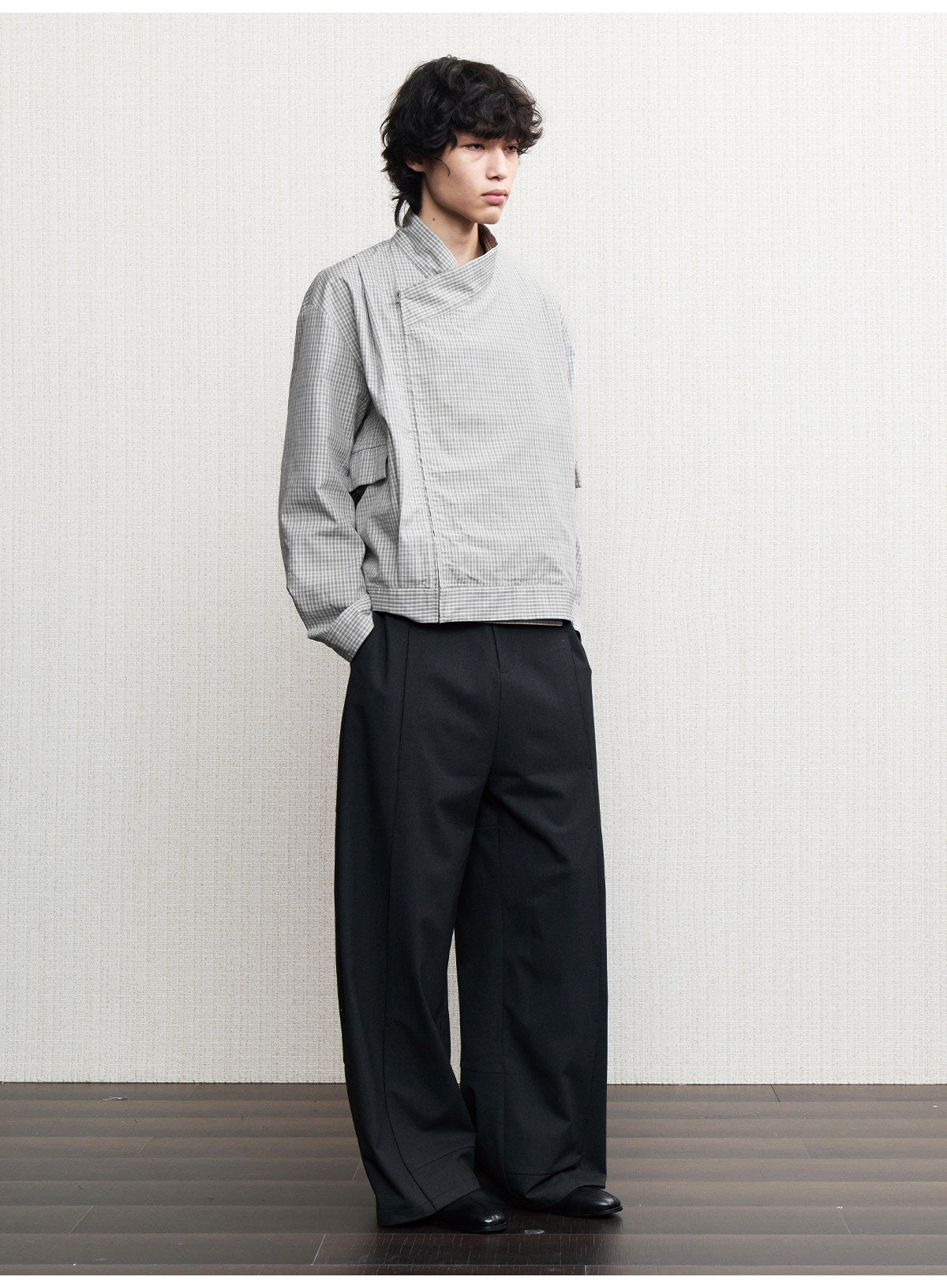 Cross-Color Pleated Jacket