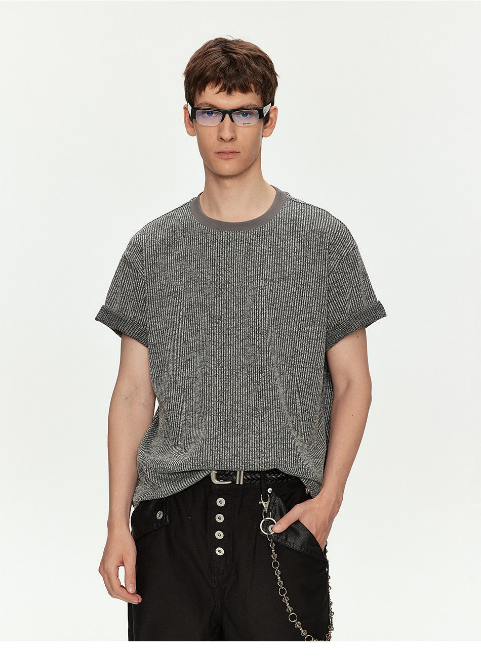 Round-Neck Vertical-Striped T-Shirt