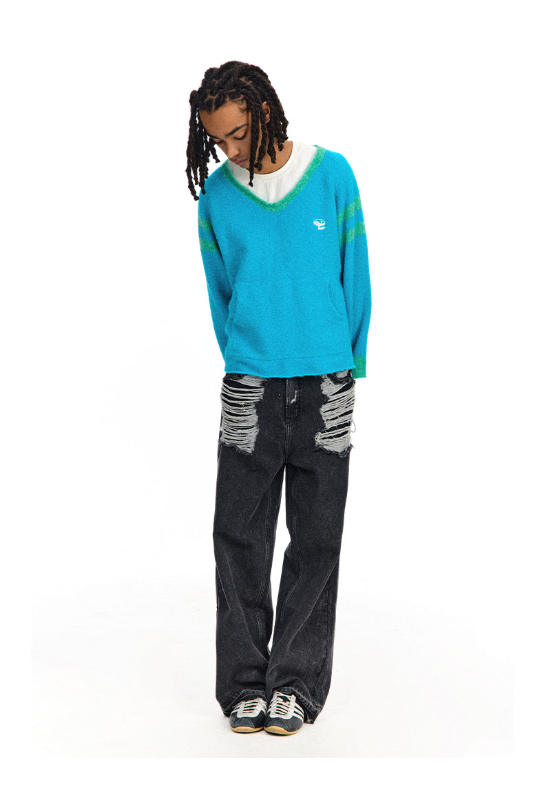 Lightweight V-neck knit