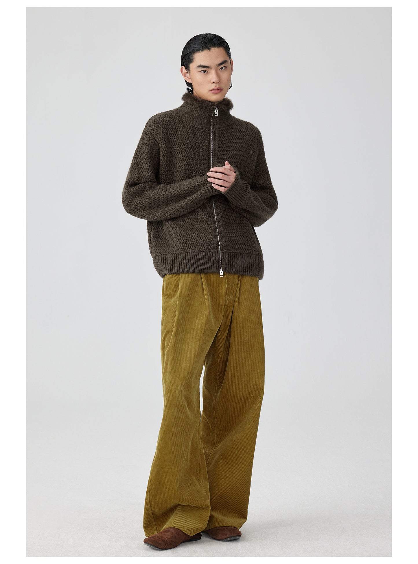 Straight pleated corduroy casual pants