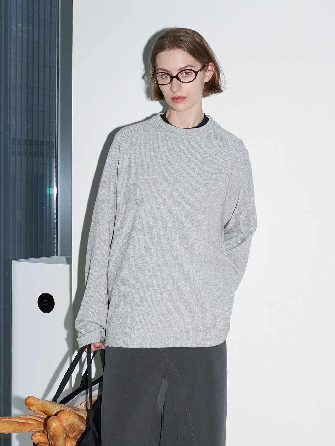 Basic Round Neck Loose Sweater – ULTIMUS