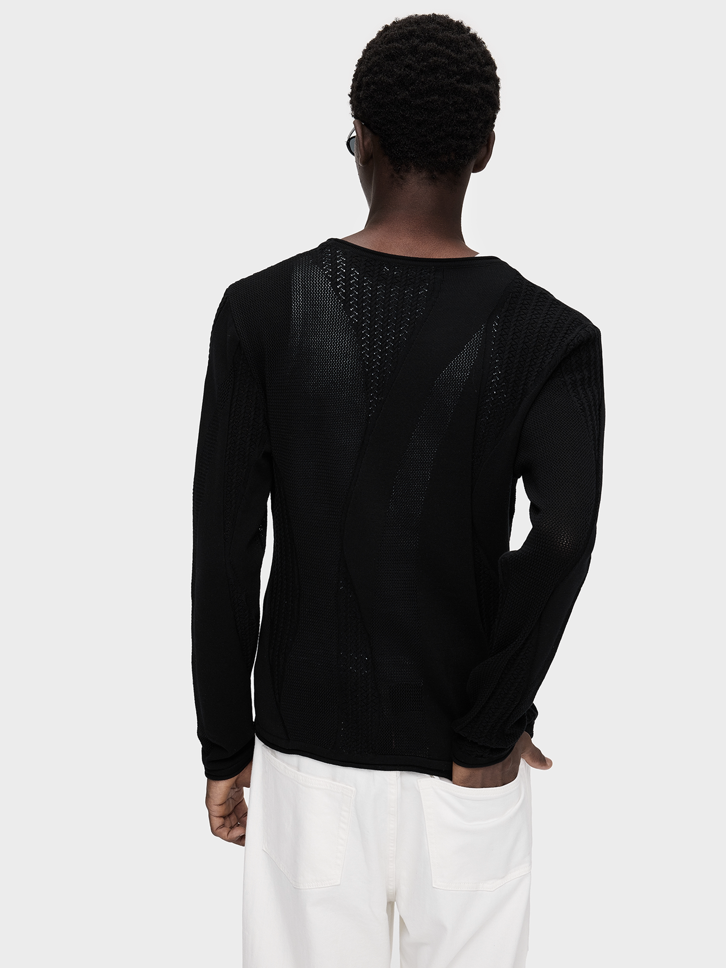 Round-Neck Rolled-Edge Knit Shirt