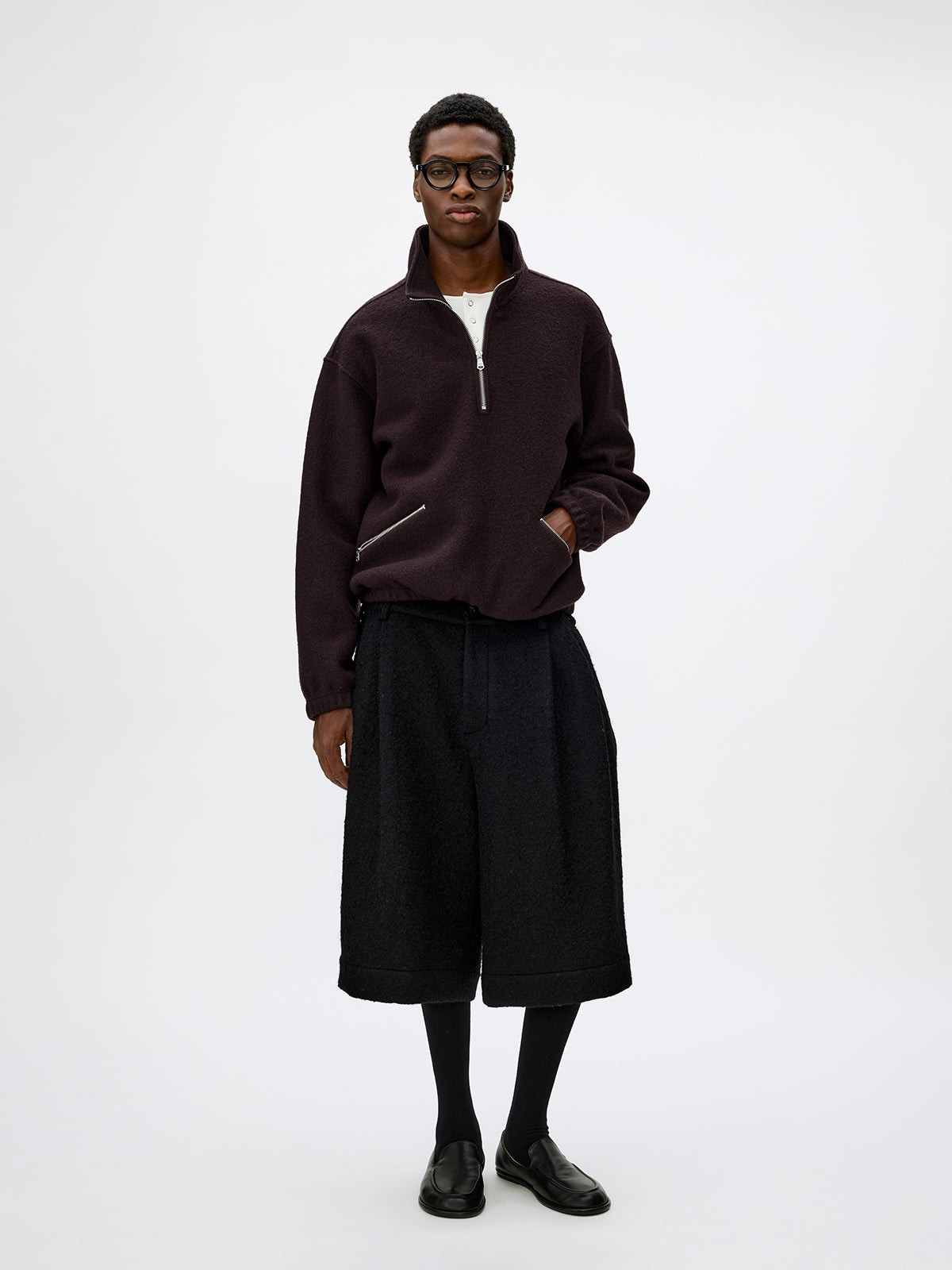 Half-Open Sweatshirt