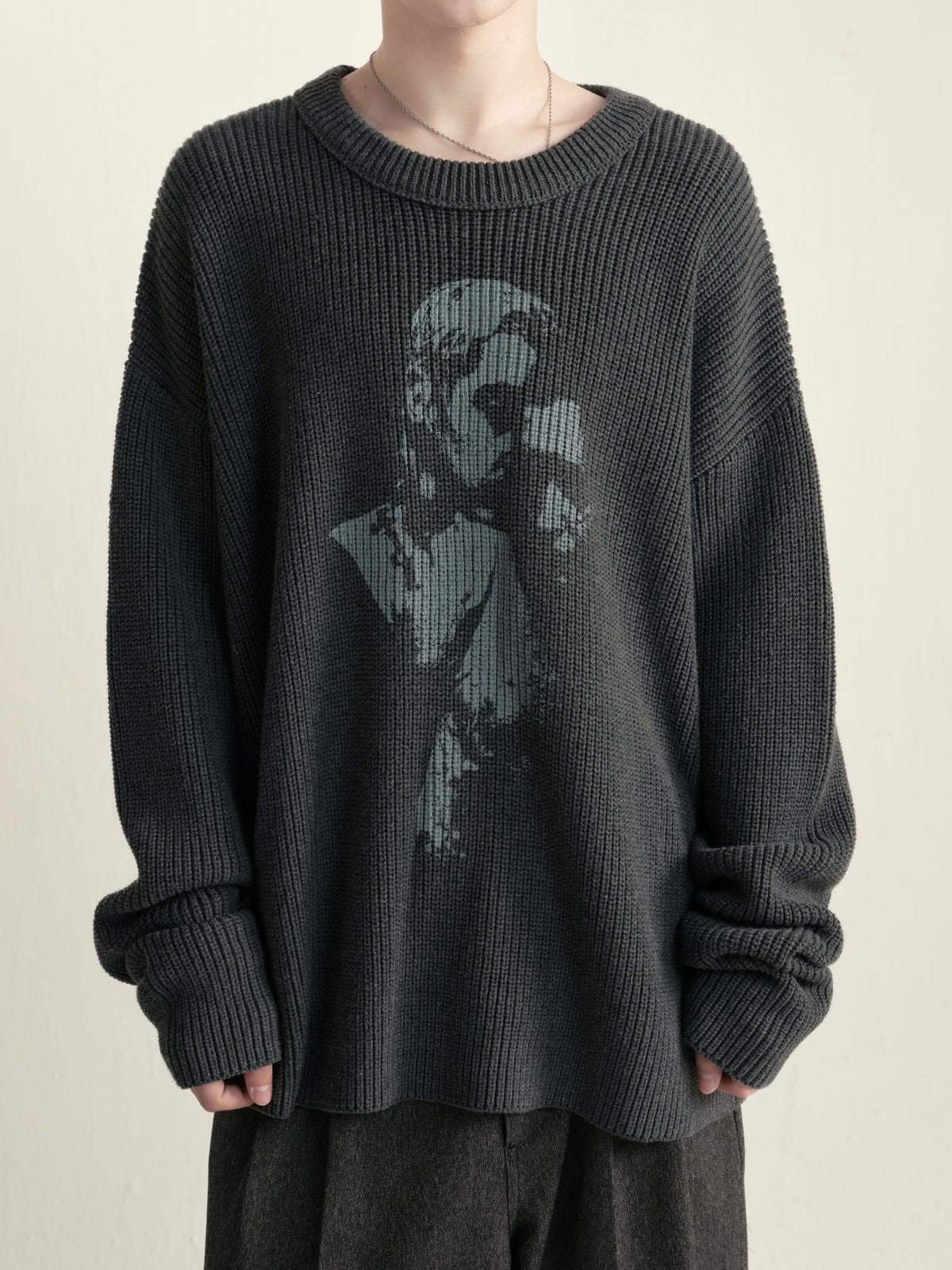 Loose crew neck sweater