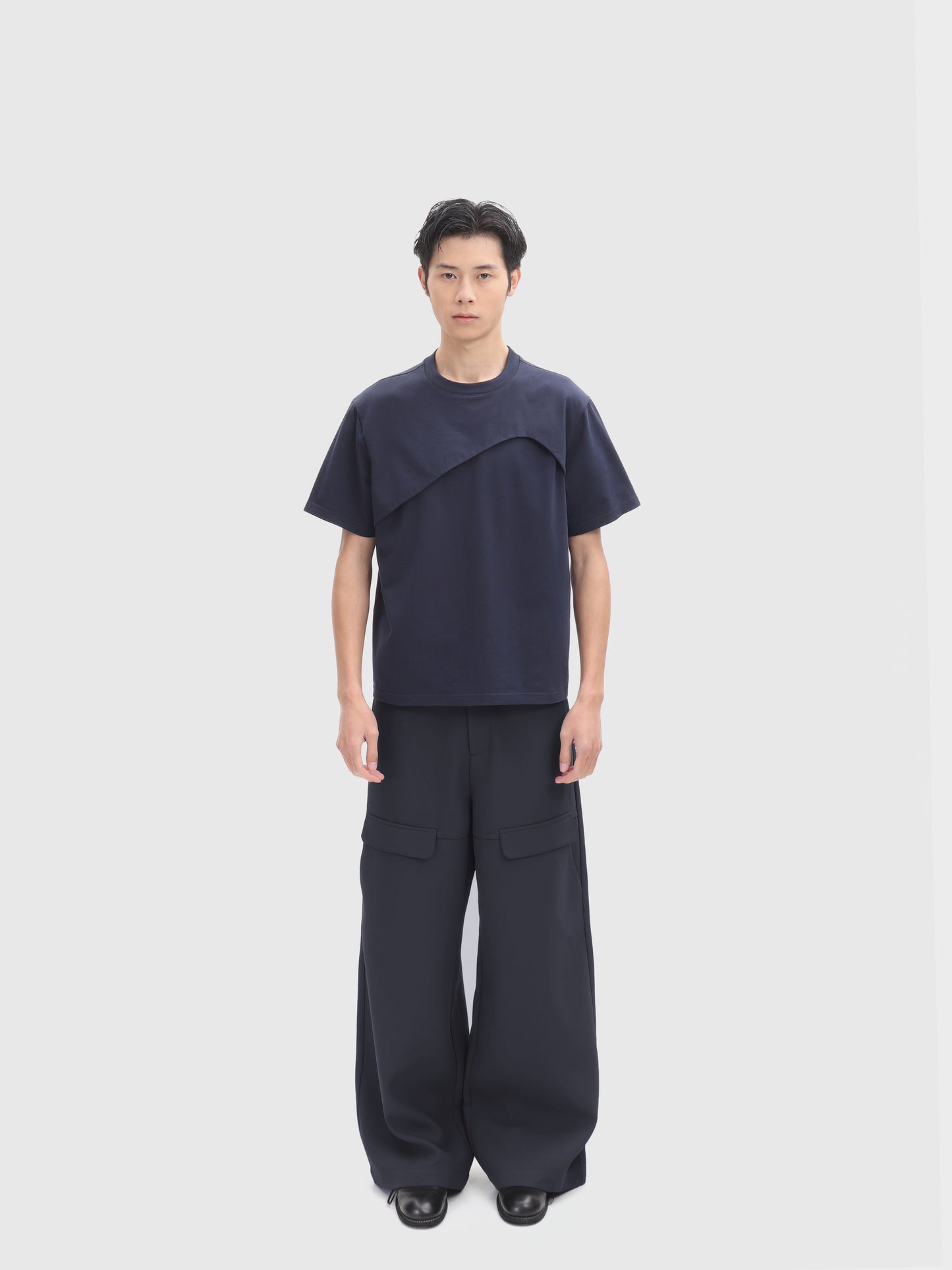 Casual Pants with Cut-Off Pockets　