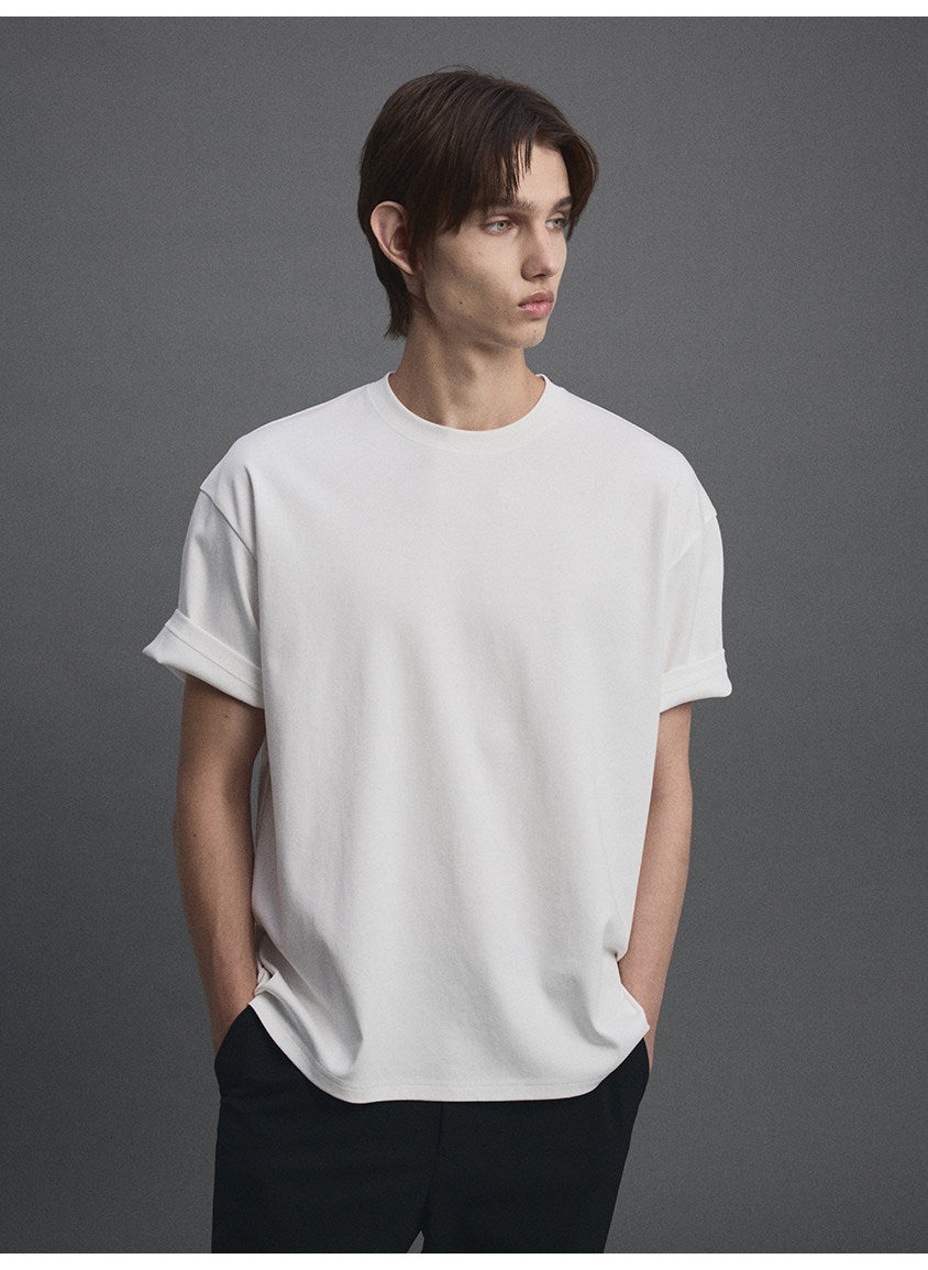 Loose-Fit Simple T-Shirt