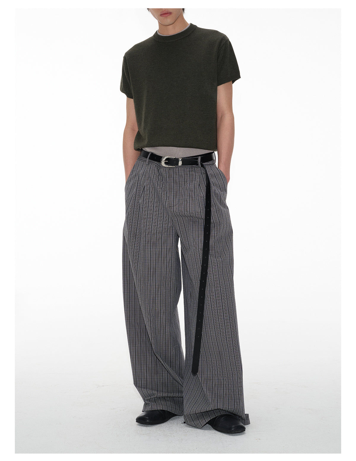 Small Neckline Knitwear