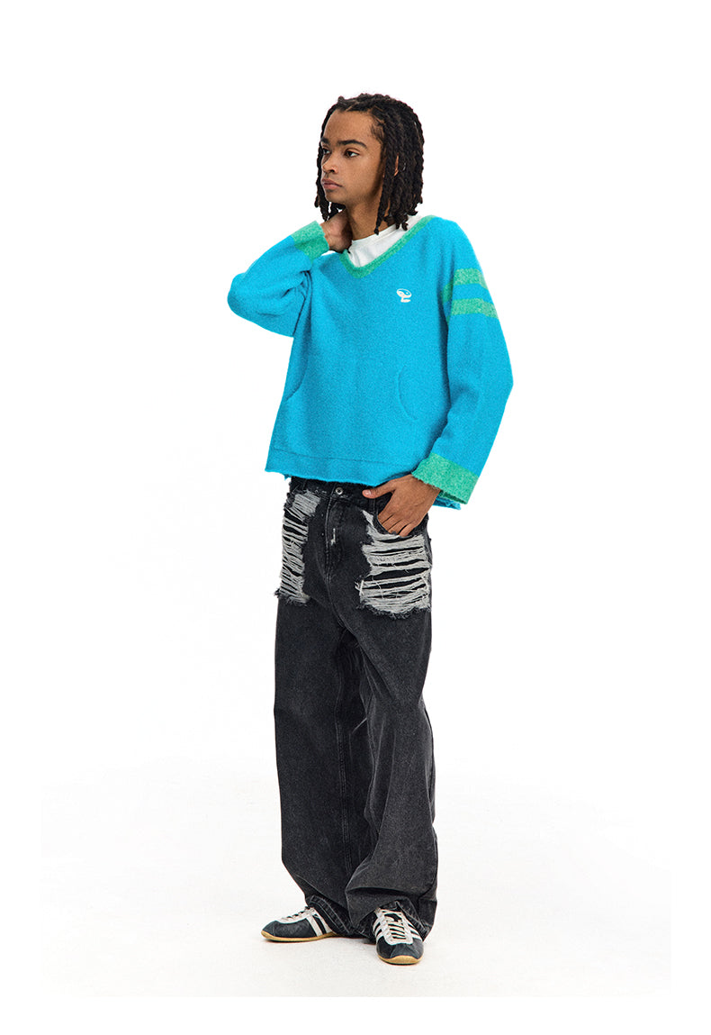 Lightweight V-neck knit