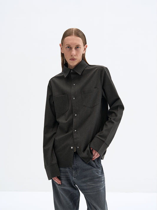 Straight-shoulder shirt