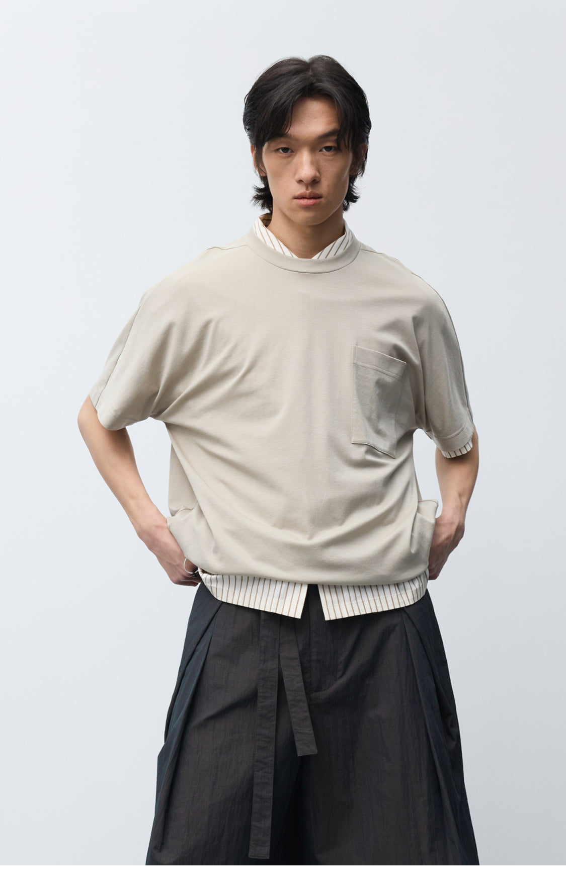 Drawstring loose-fitting T-shirt