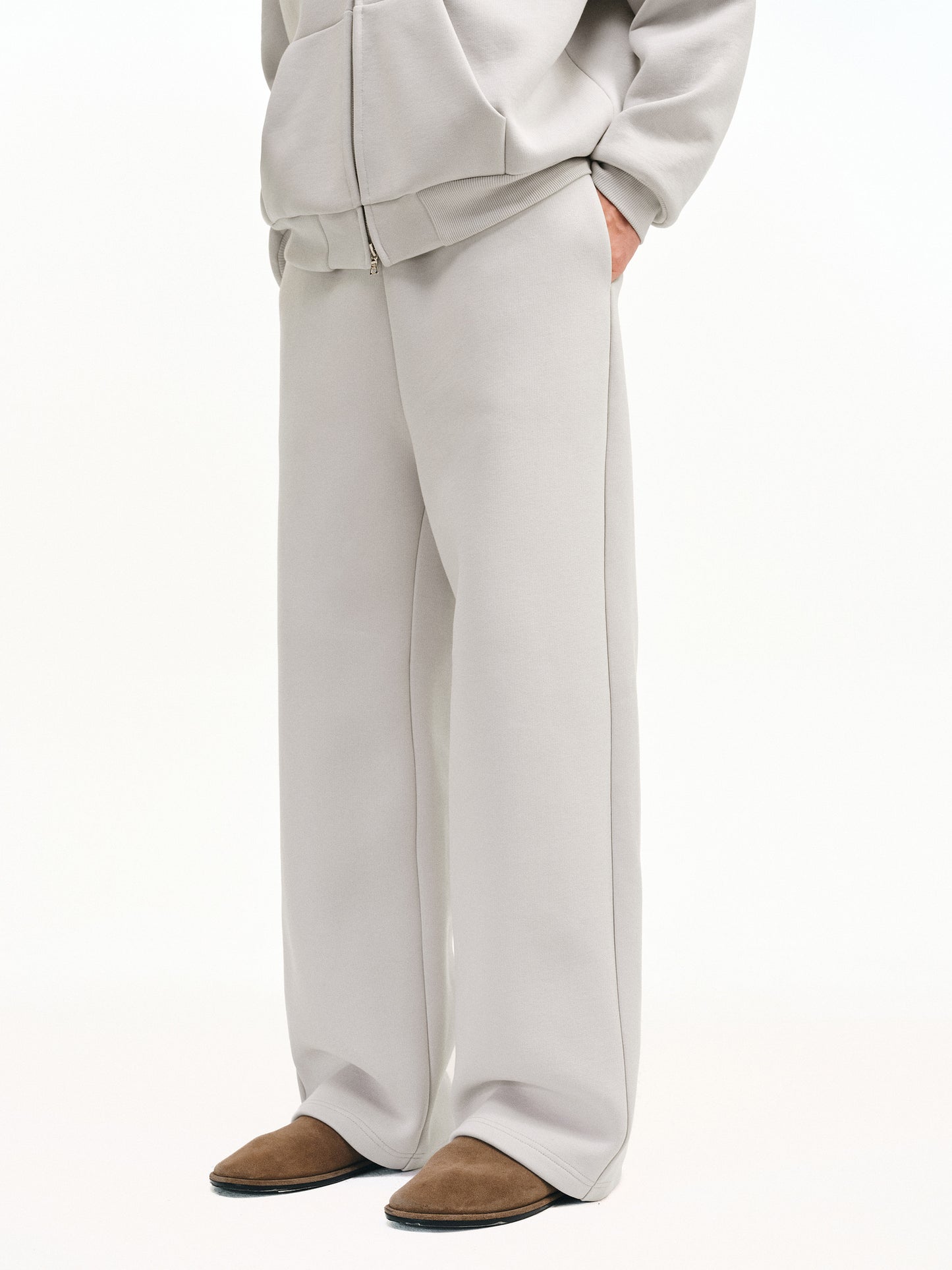 Heavy-textured sweatpants