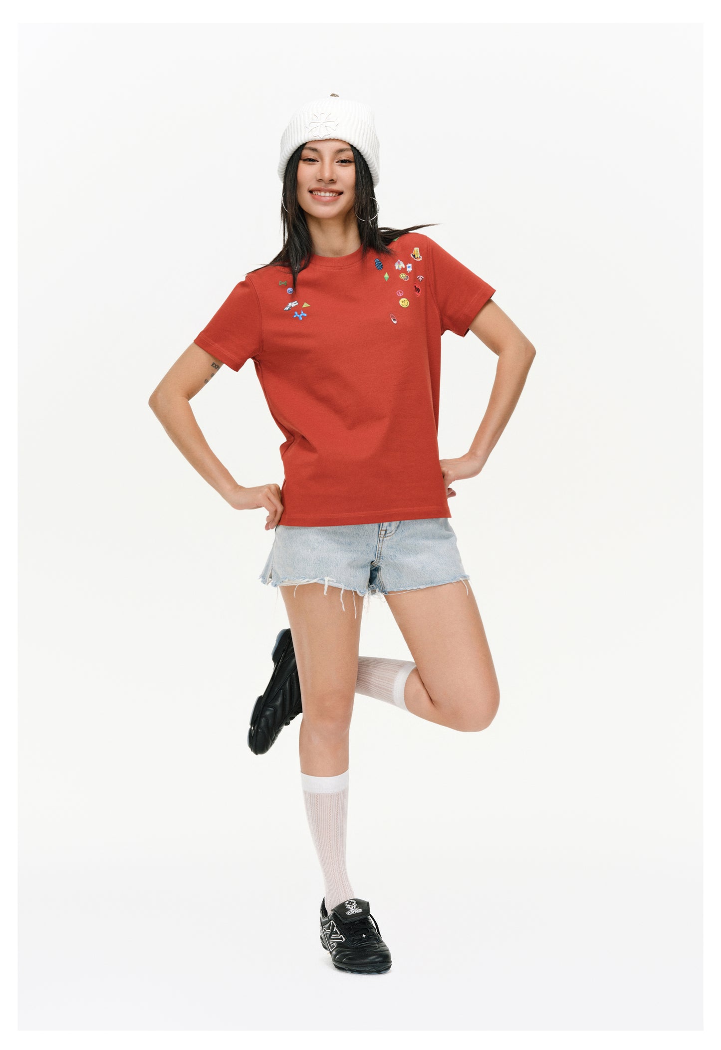 Thick sticker print T-shirt