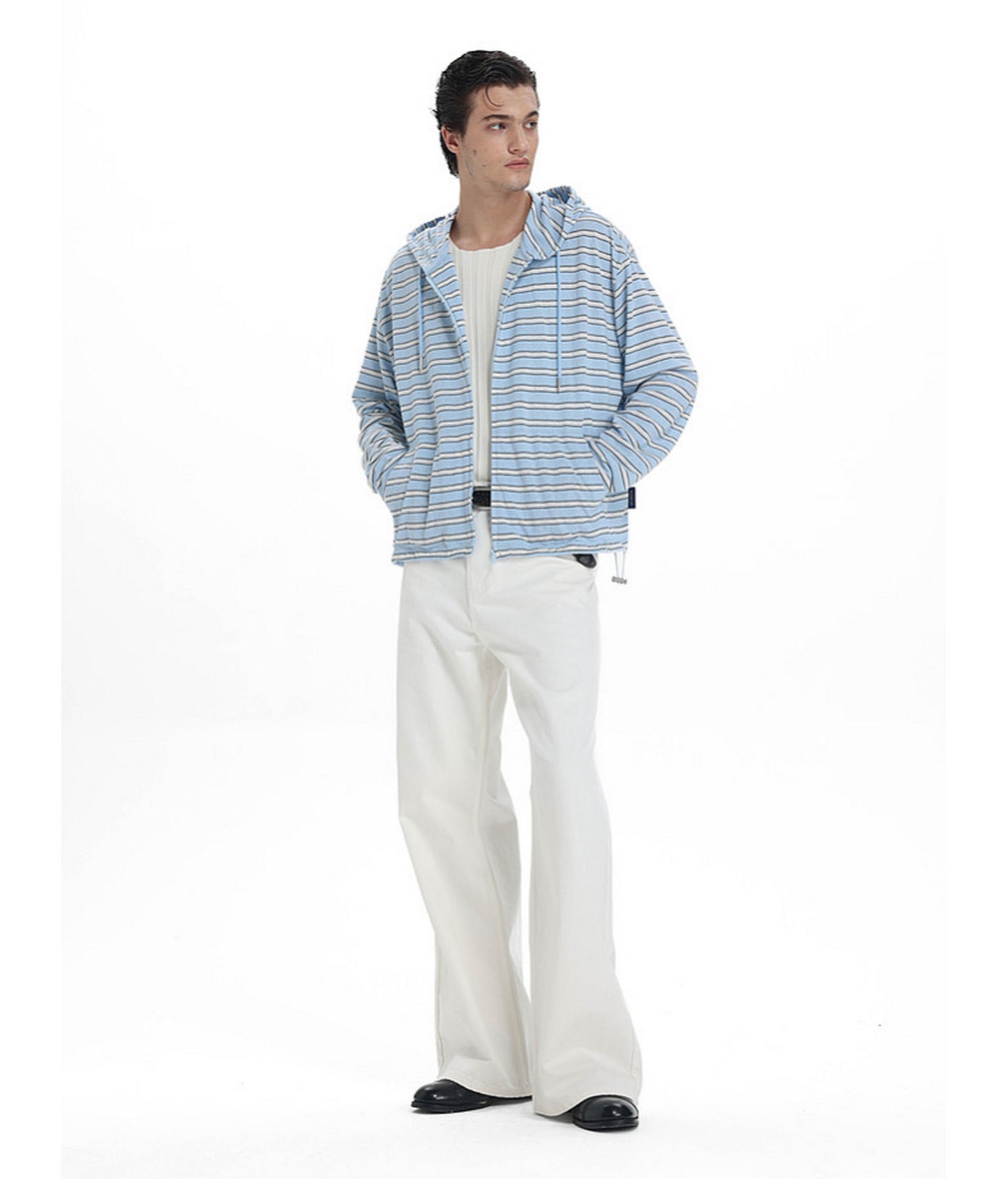 Jacket with a Drawstring Hood　