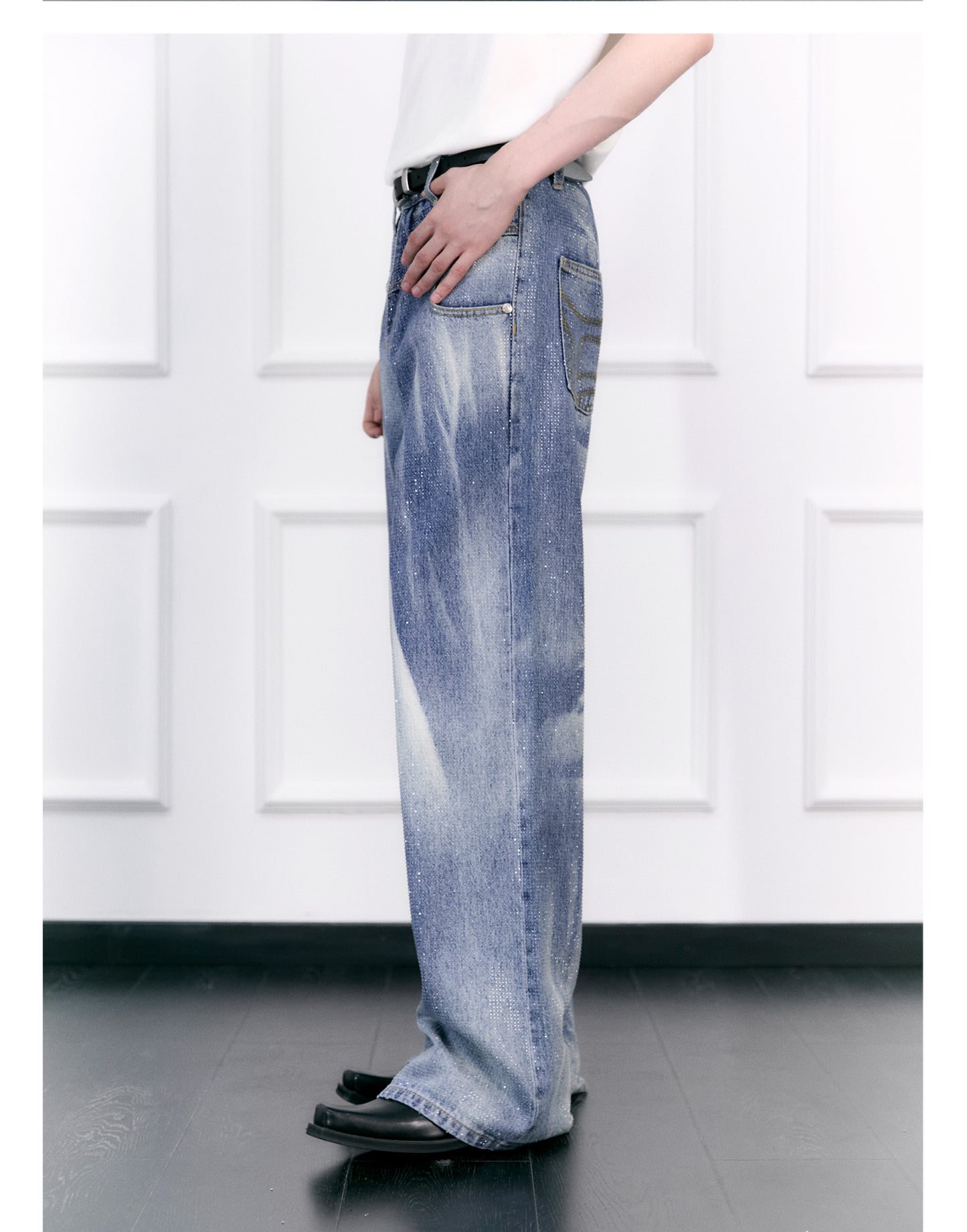 Wash-processed blue jeans