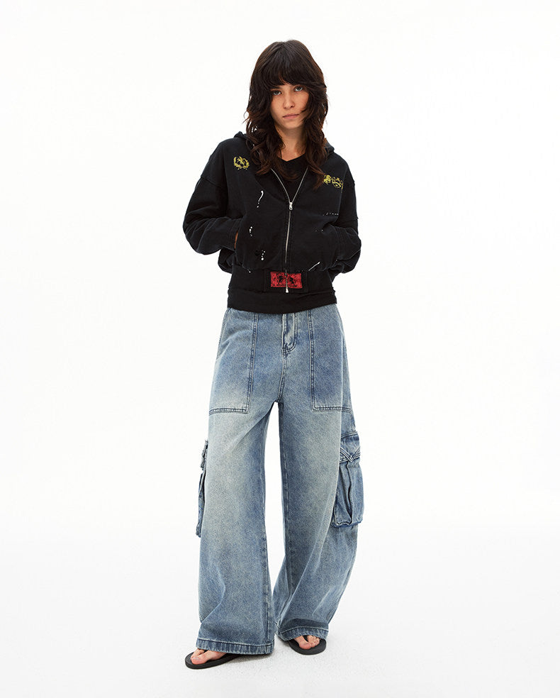 Large-Pocket Washed Jeans
