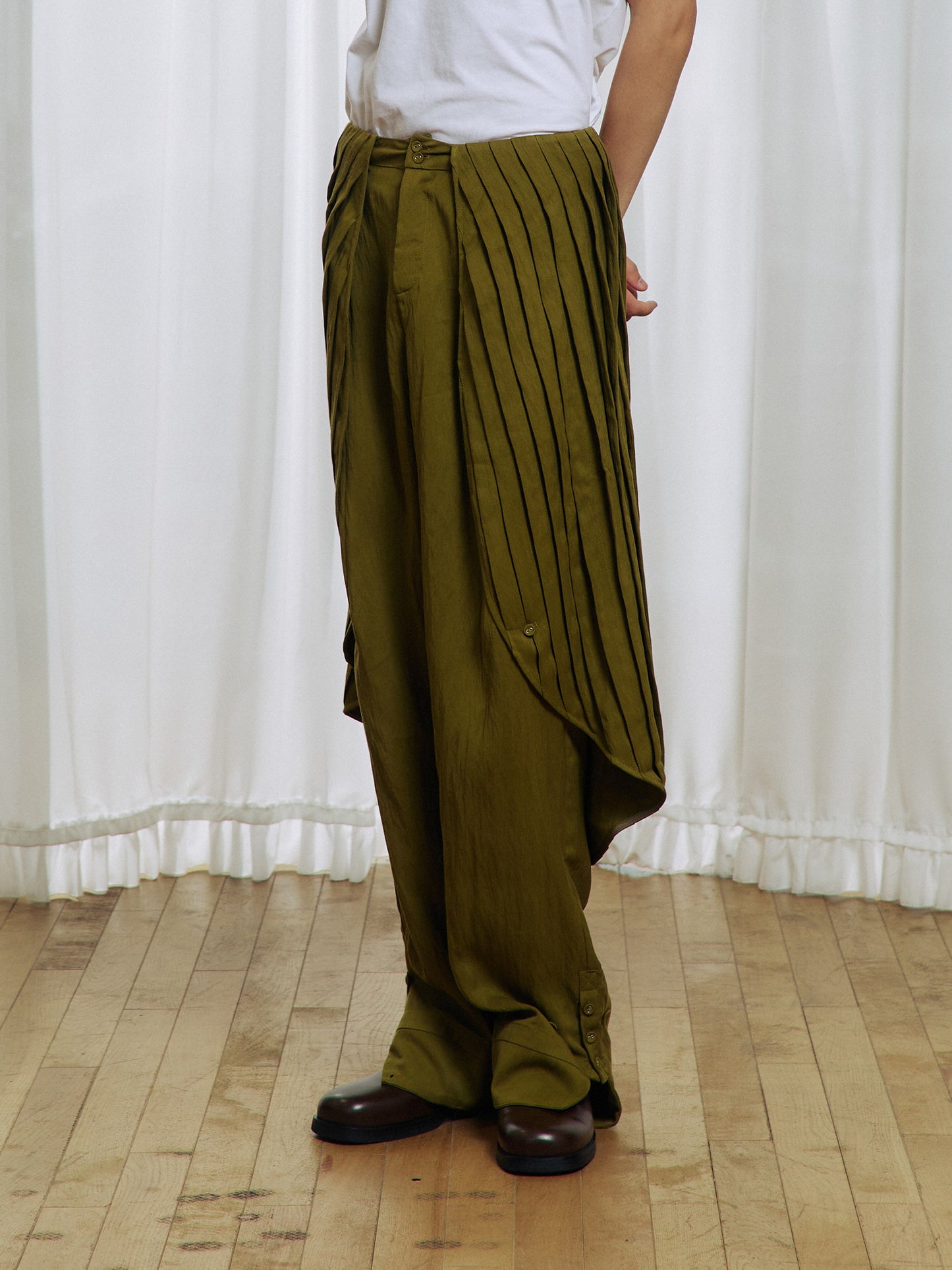 Pleated Casual Pants
