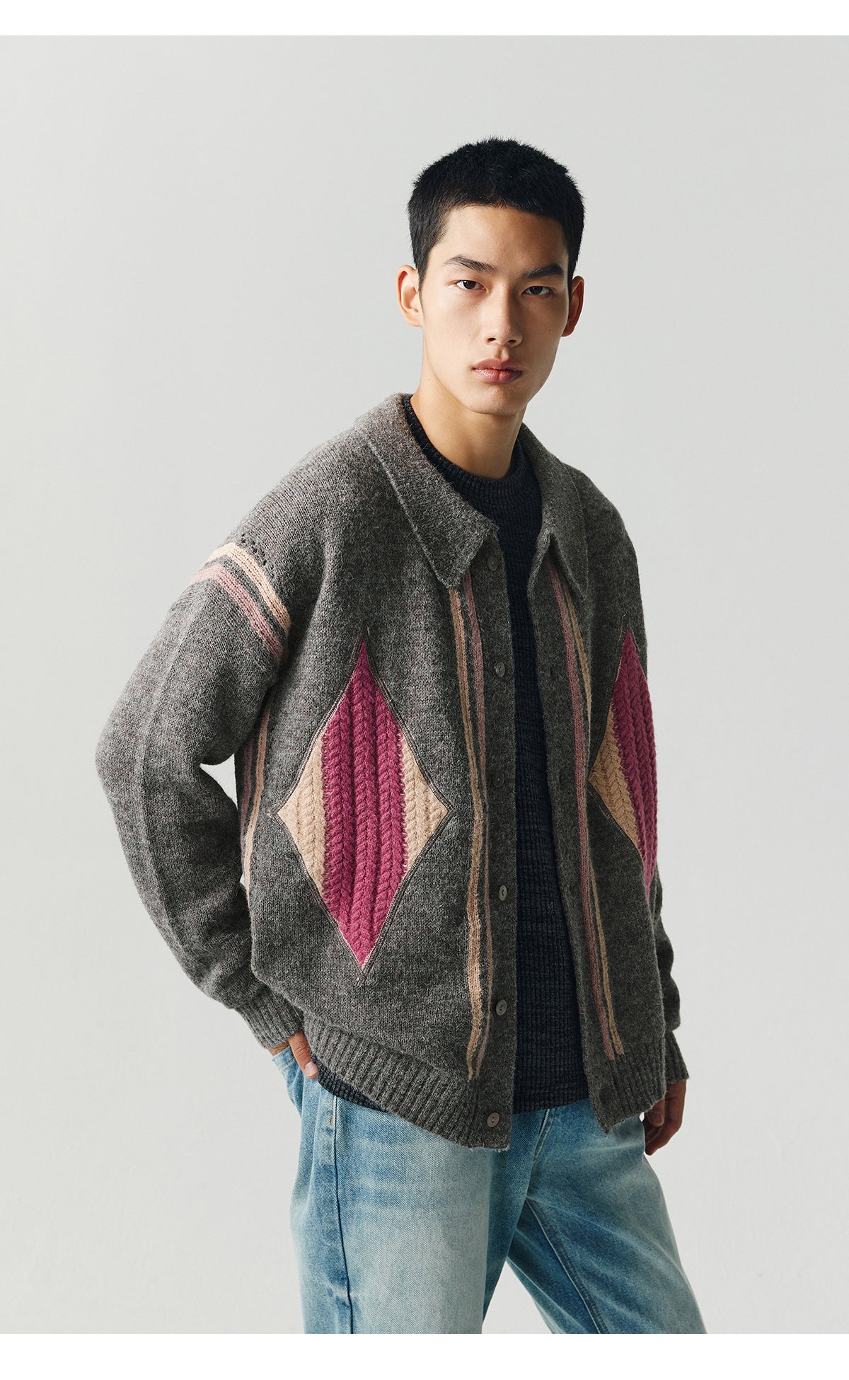 Jacquard Retro Silhouette Knit Cardigan