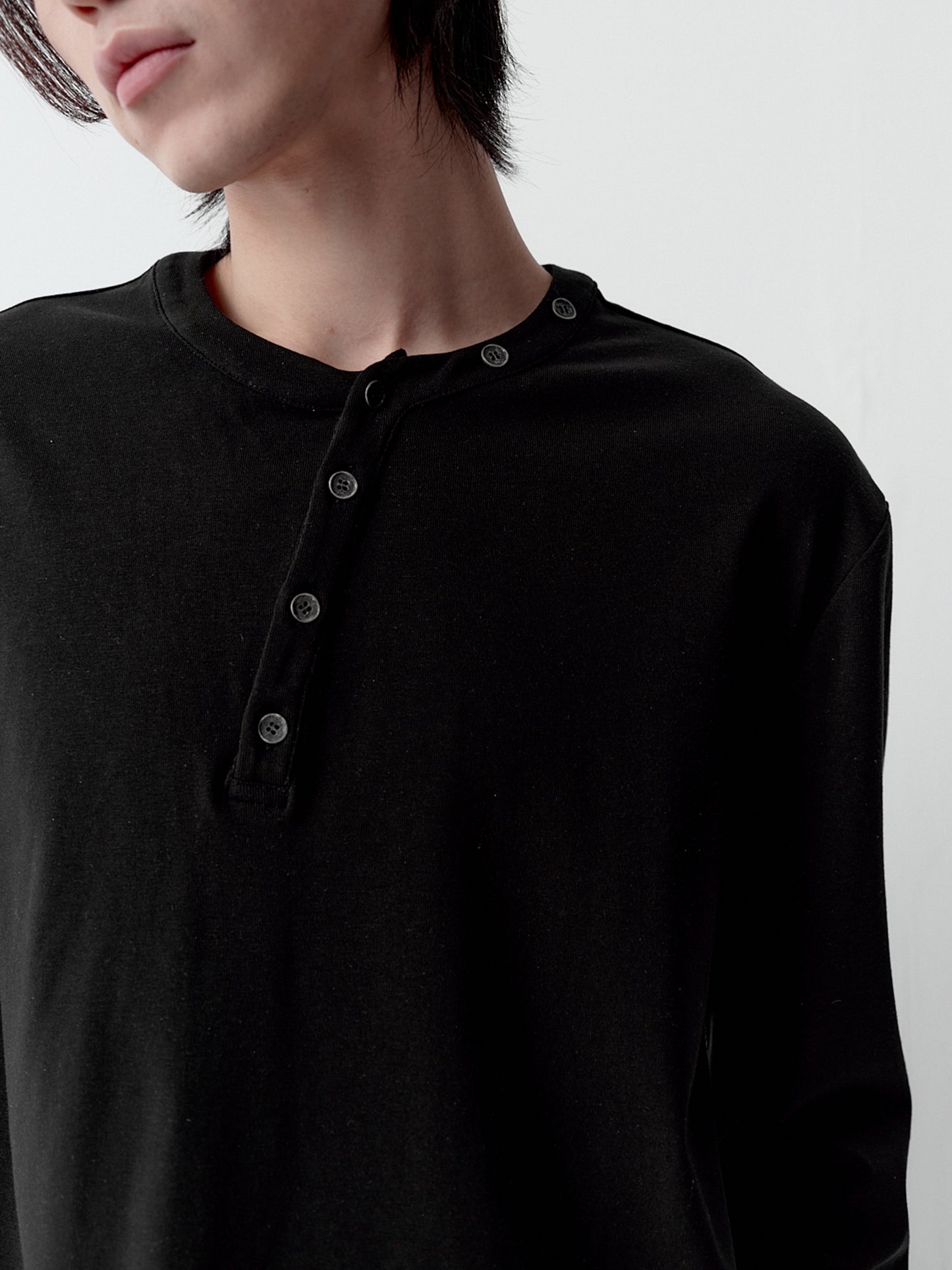 Distressed Henry-Neck T-Shirt