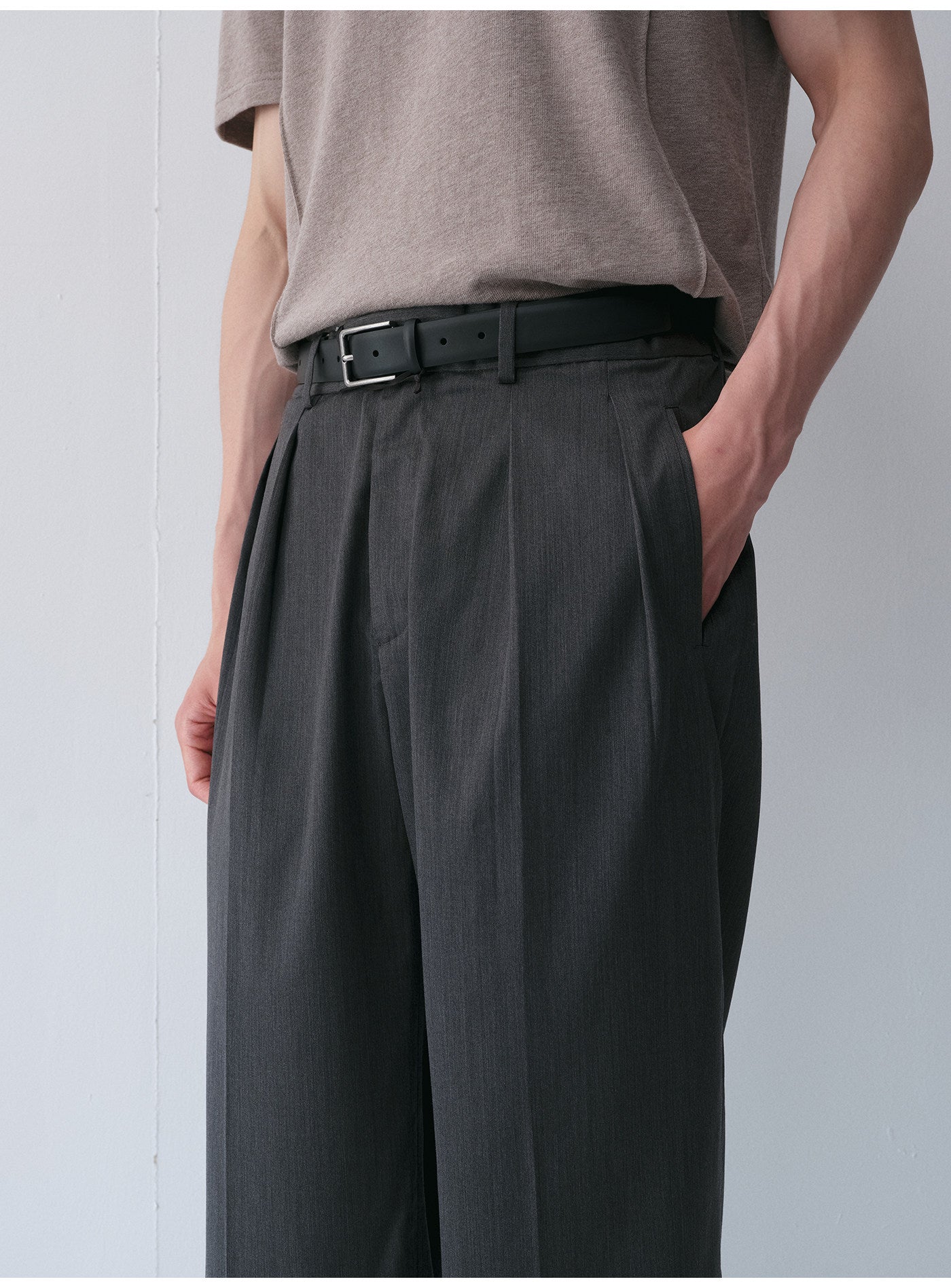Wool Double-Pleated Casual Pants