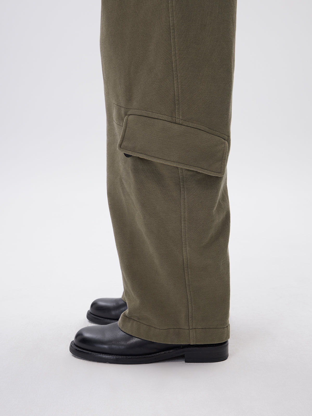 Wash-processed sweatpants