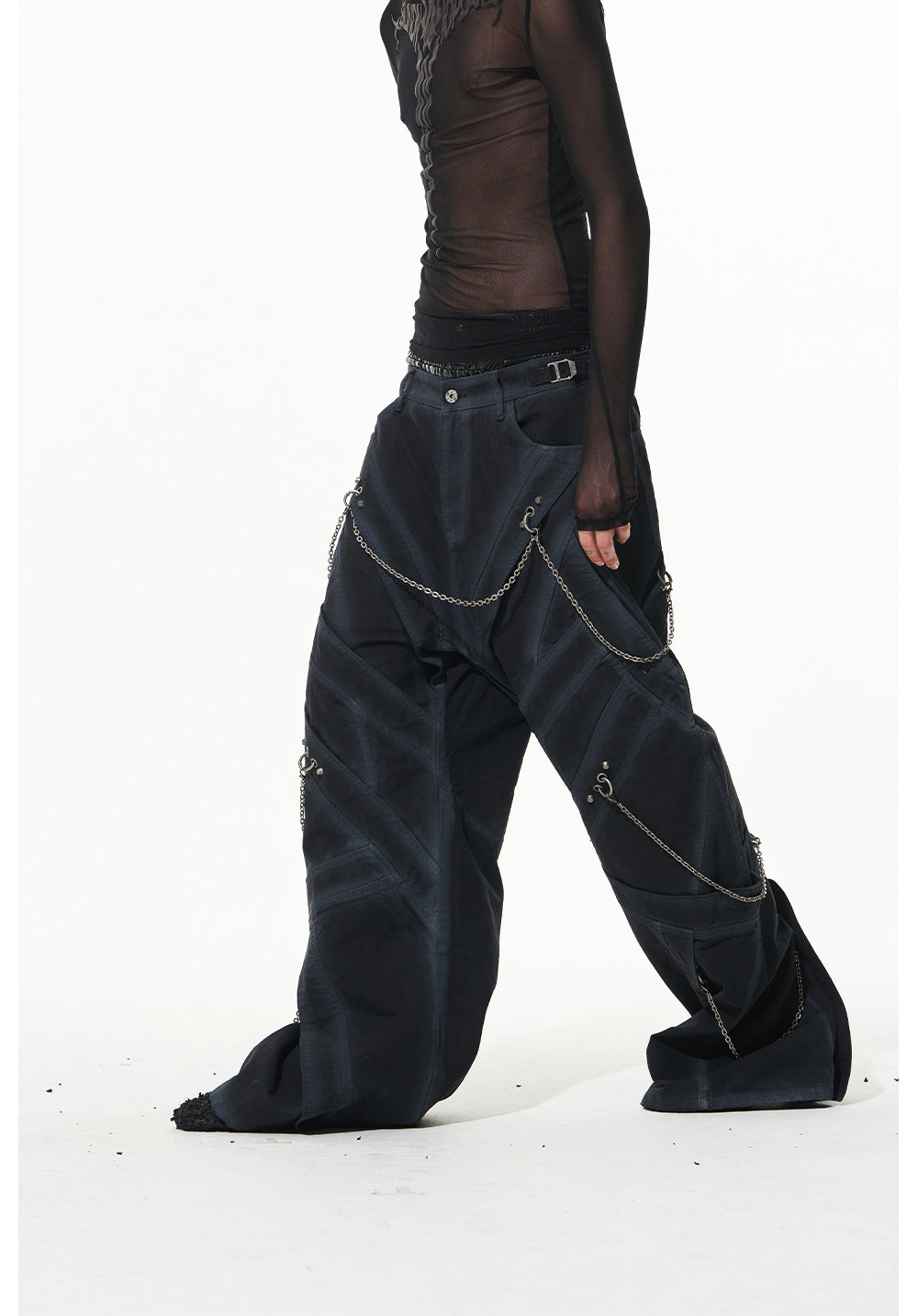 Multi-fly chain decor casual pants