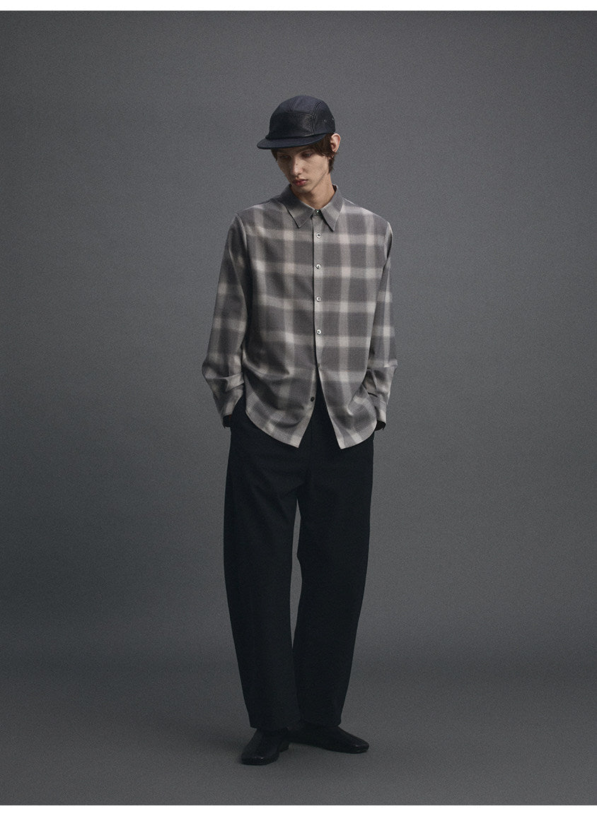 Curved-Cut Casual Pants