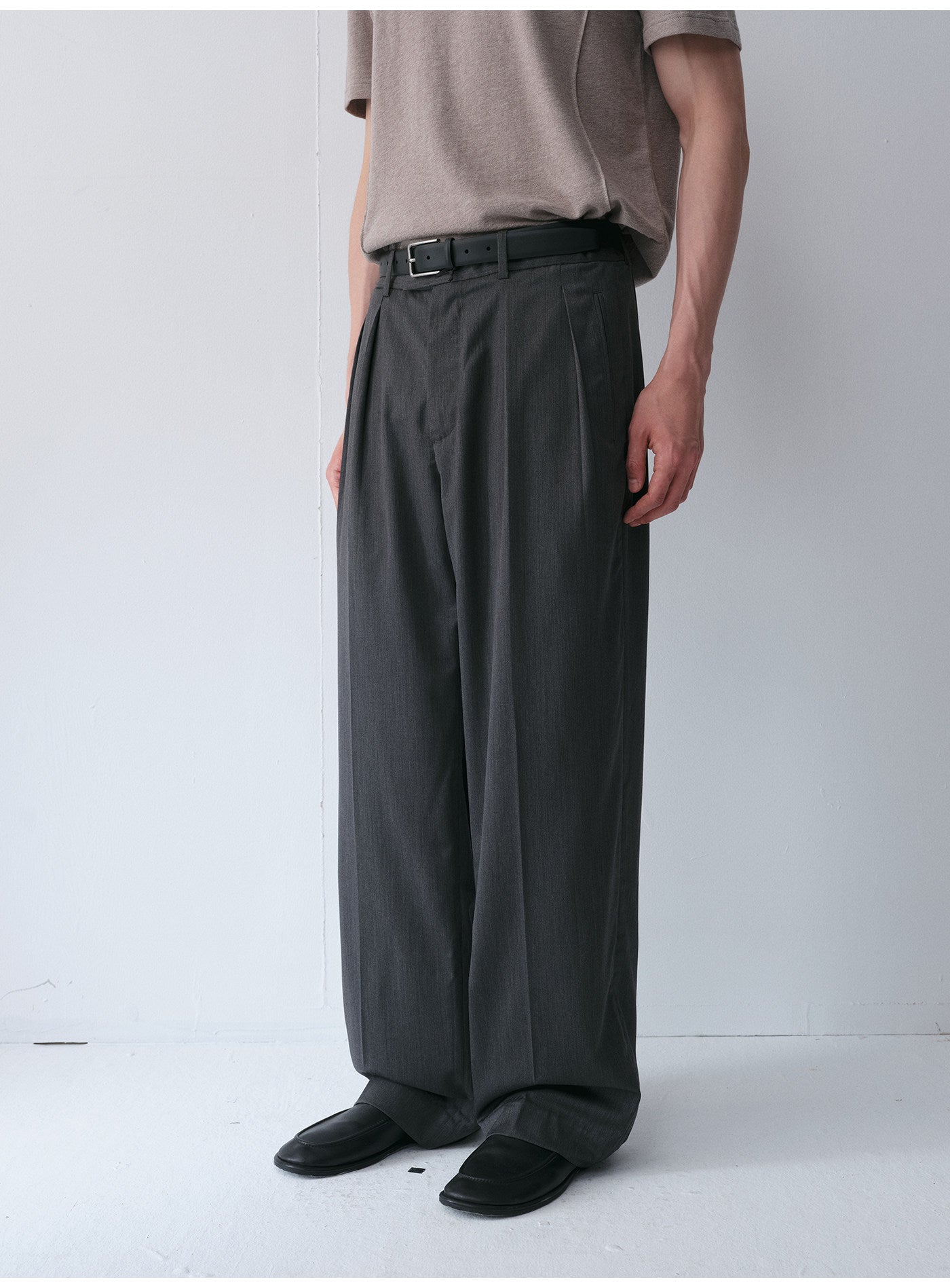 Wool Double-Pleated Casual Pants