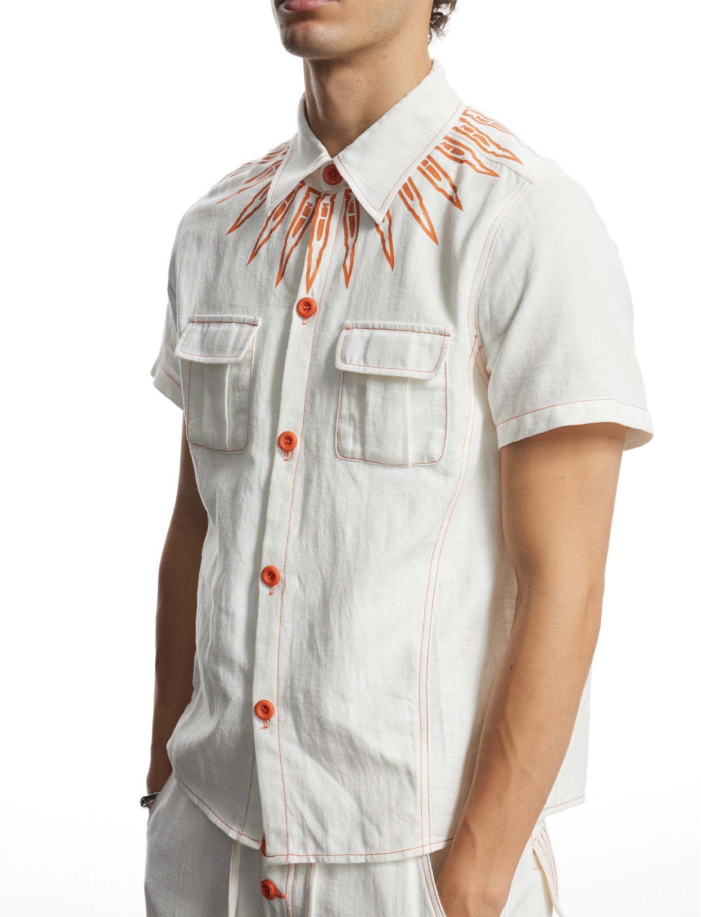 Contrast-Color Breathable Shirt