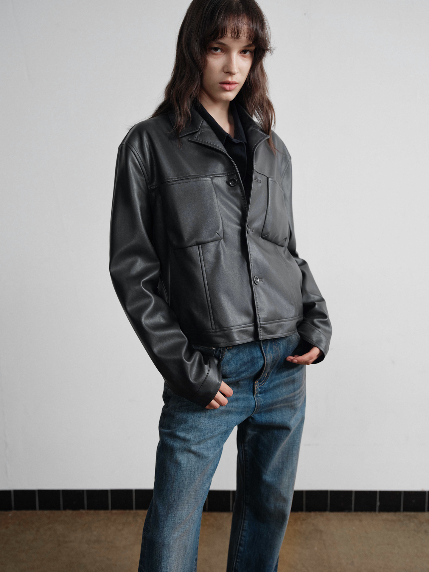 Flat Short Wide Jacket