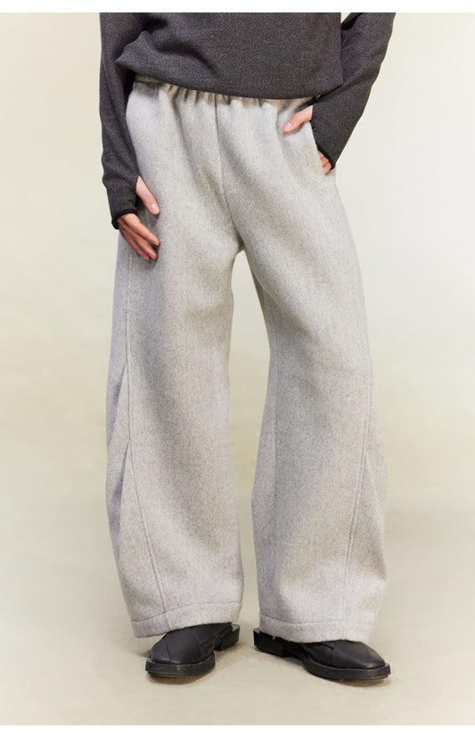 Pleated structure wool pants