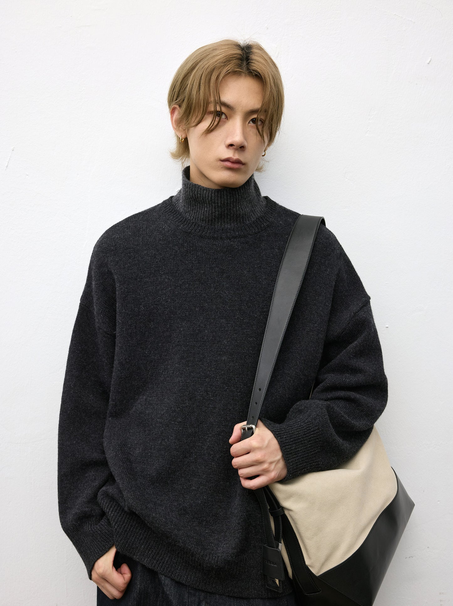 Leather Patchwork Washed Shoulder Bag