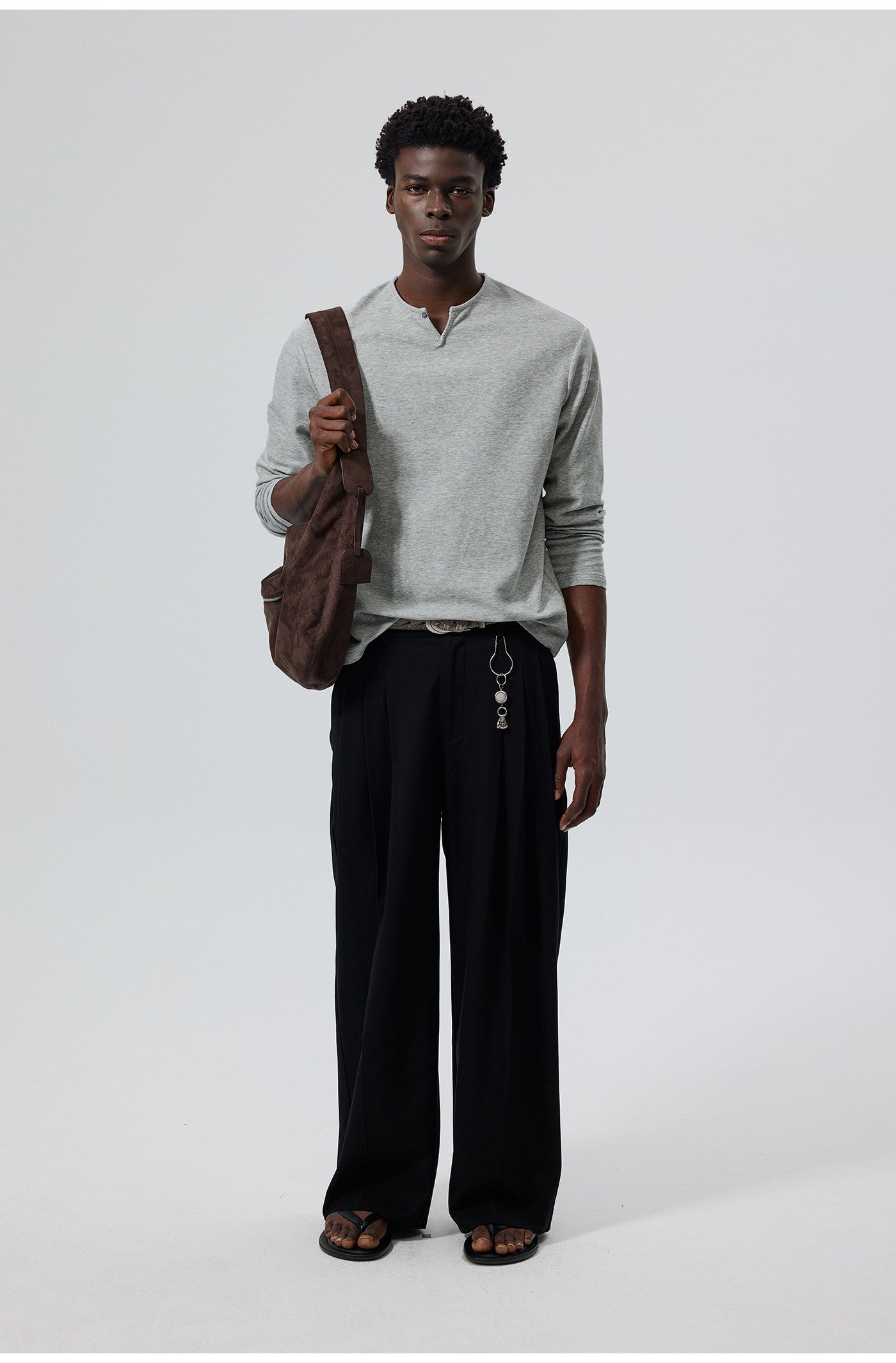 Single-button T-shirt