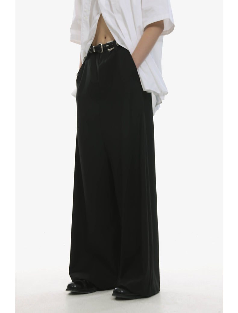 Low-end style silhouette drape pants