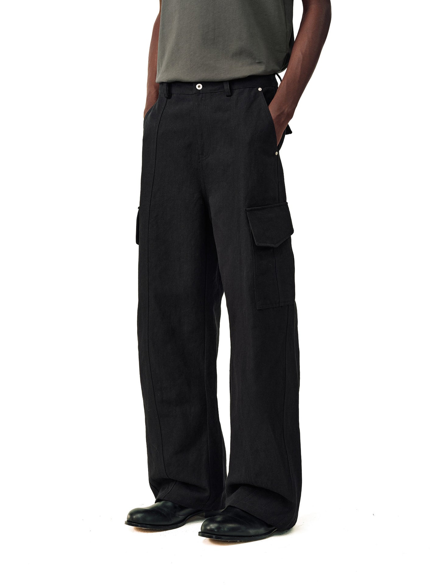 Curved-Leg Cargo Pants