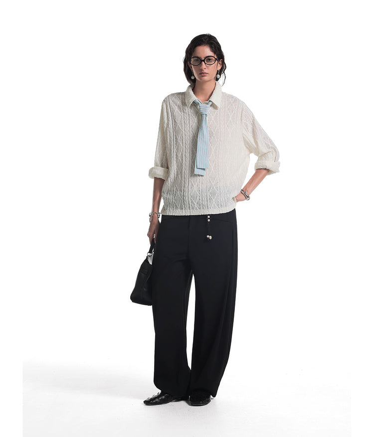 Casual pants with 3D wrinkle prevention