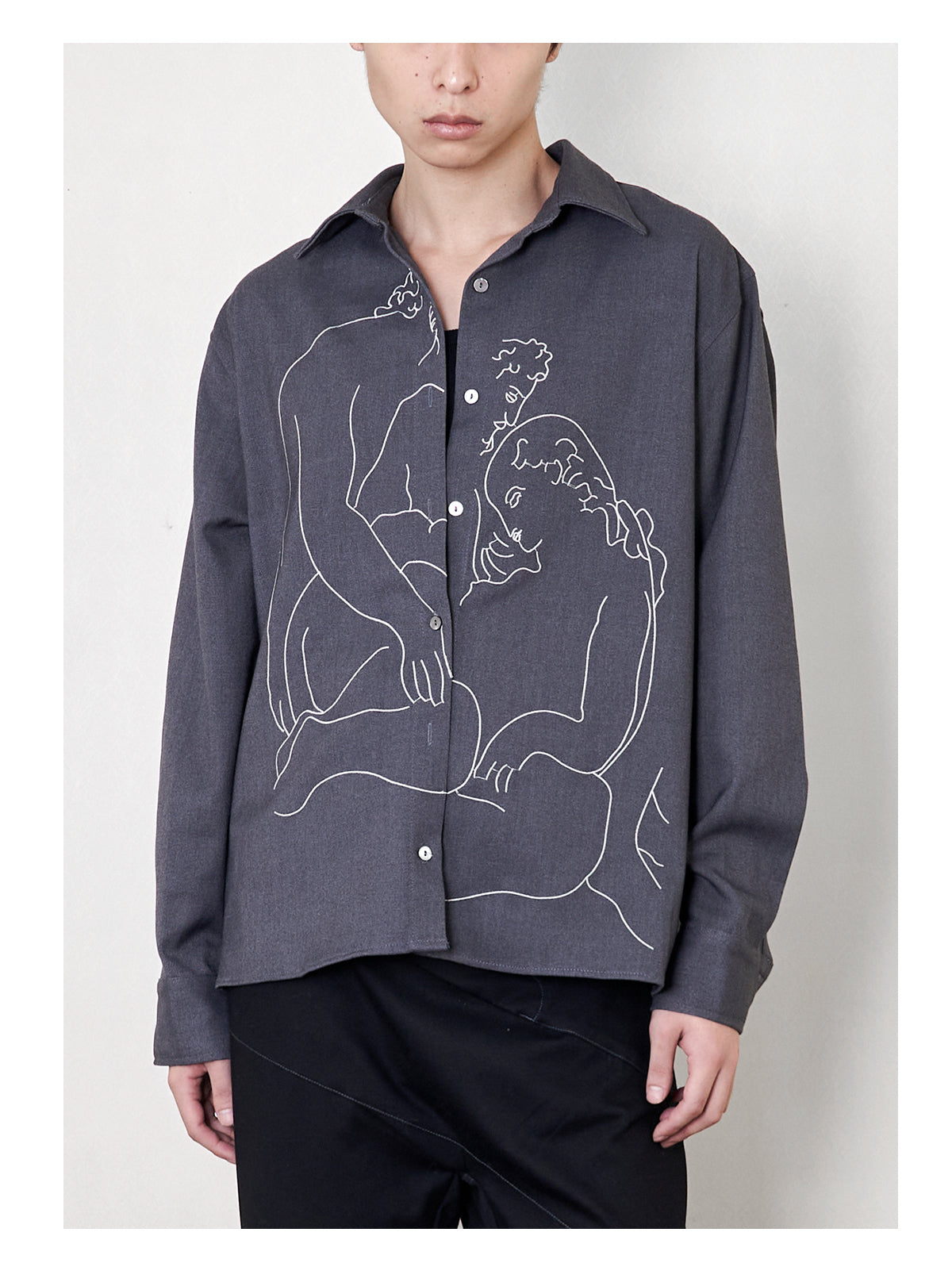 Portrait Embroidery Thick Shirt