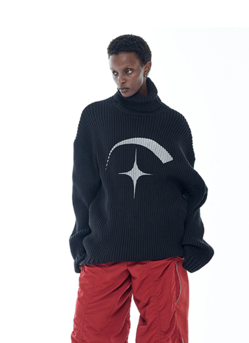 Original design turtleneck sweater