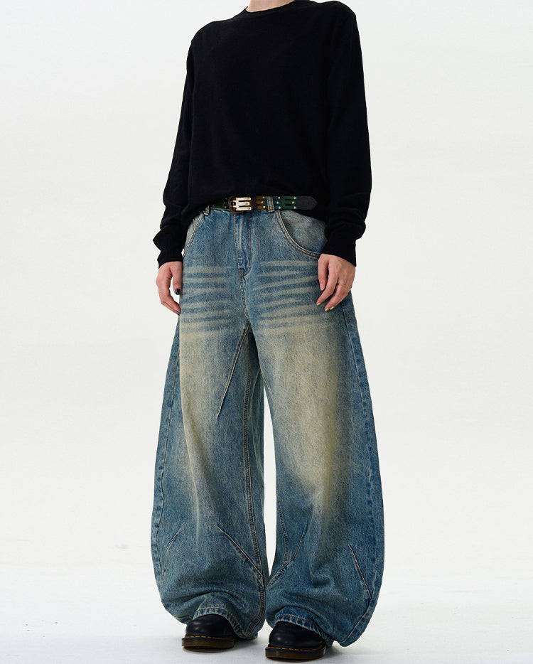 Retro three-dimensional cut-wash scimitar jeans