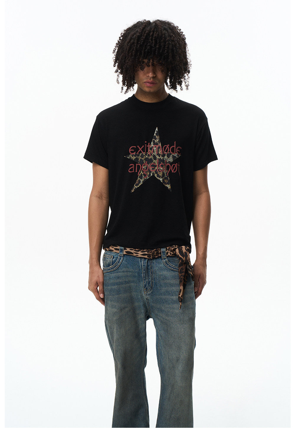 Unisex Five-Pointed Star and Text Print T-Shirt