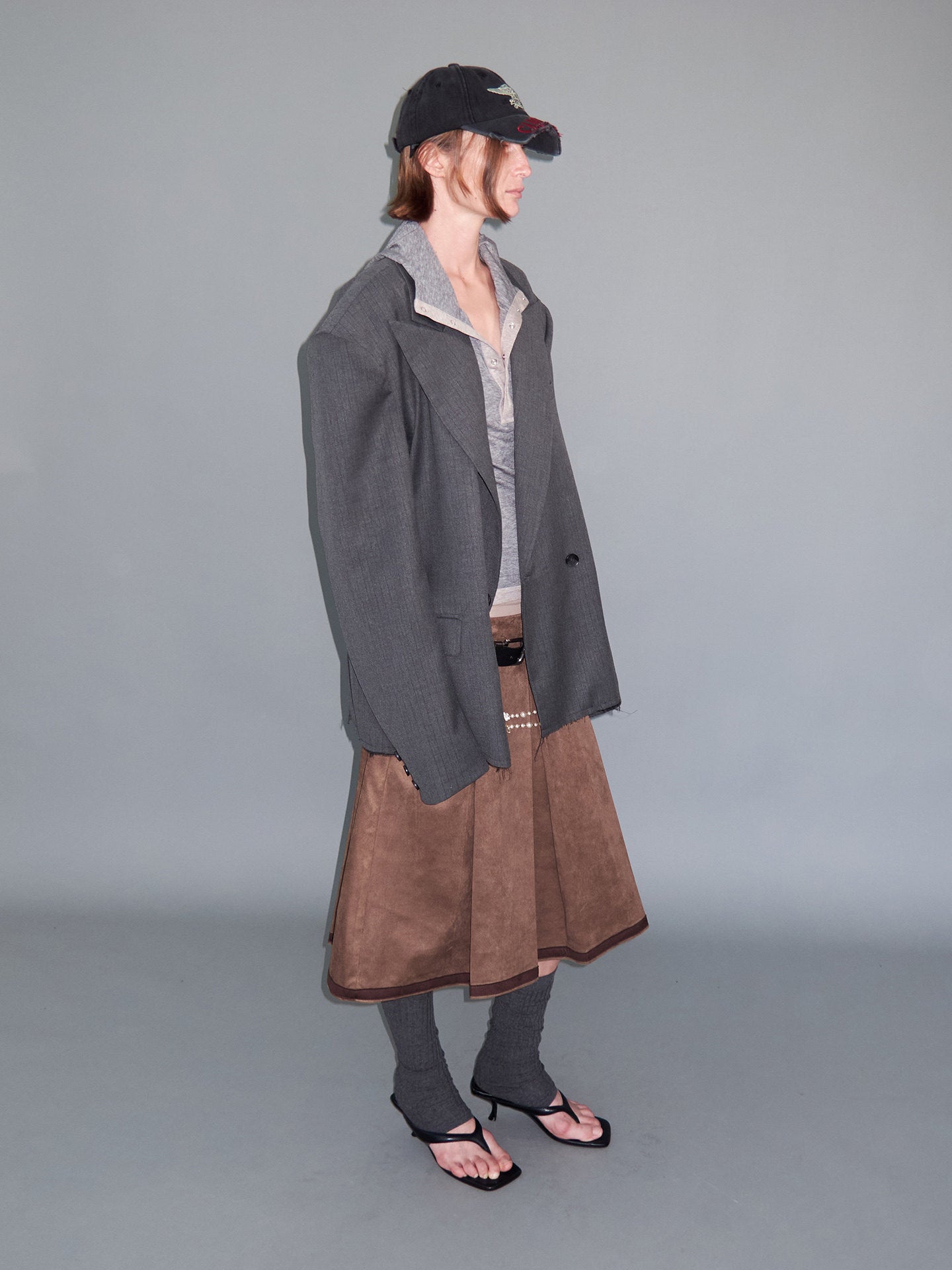 Jacket with Fake-Edge Hem Design