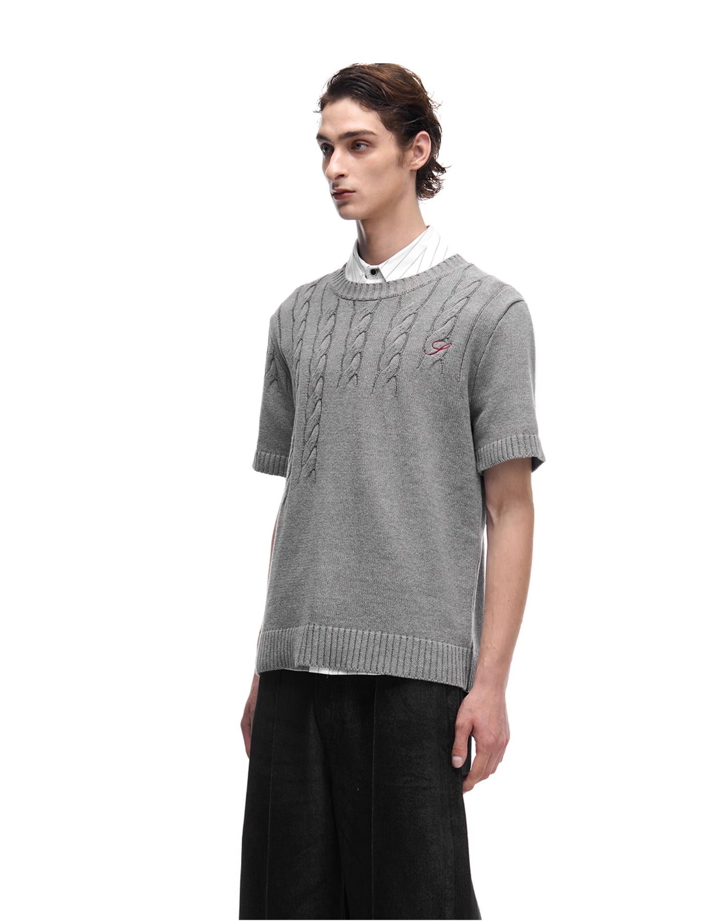 Mid-length sleeve wool knit