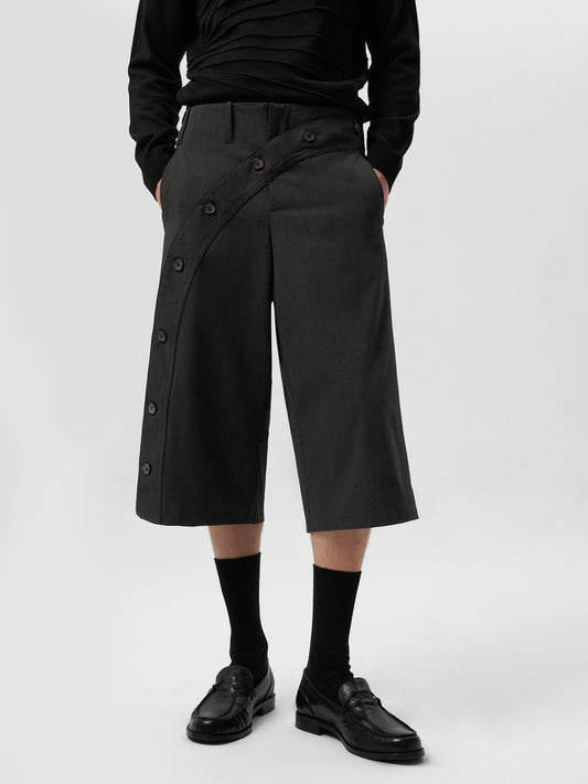 Diagonal-front button-down shorts