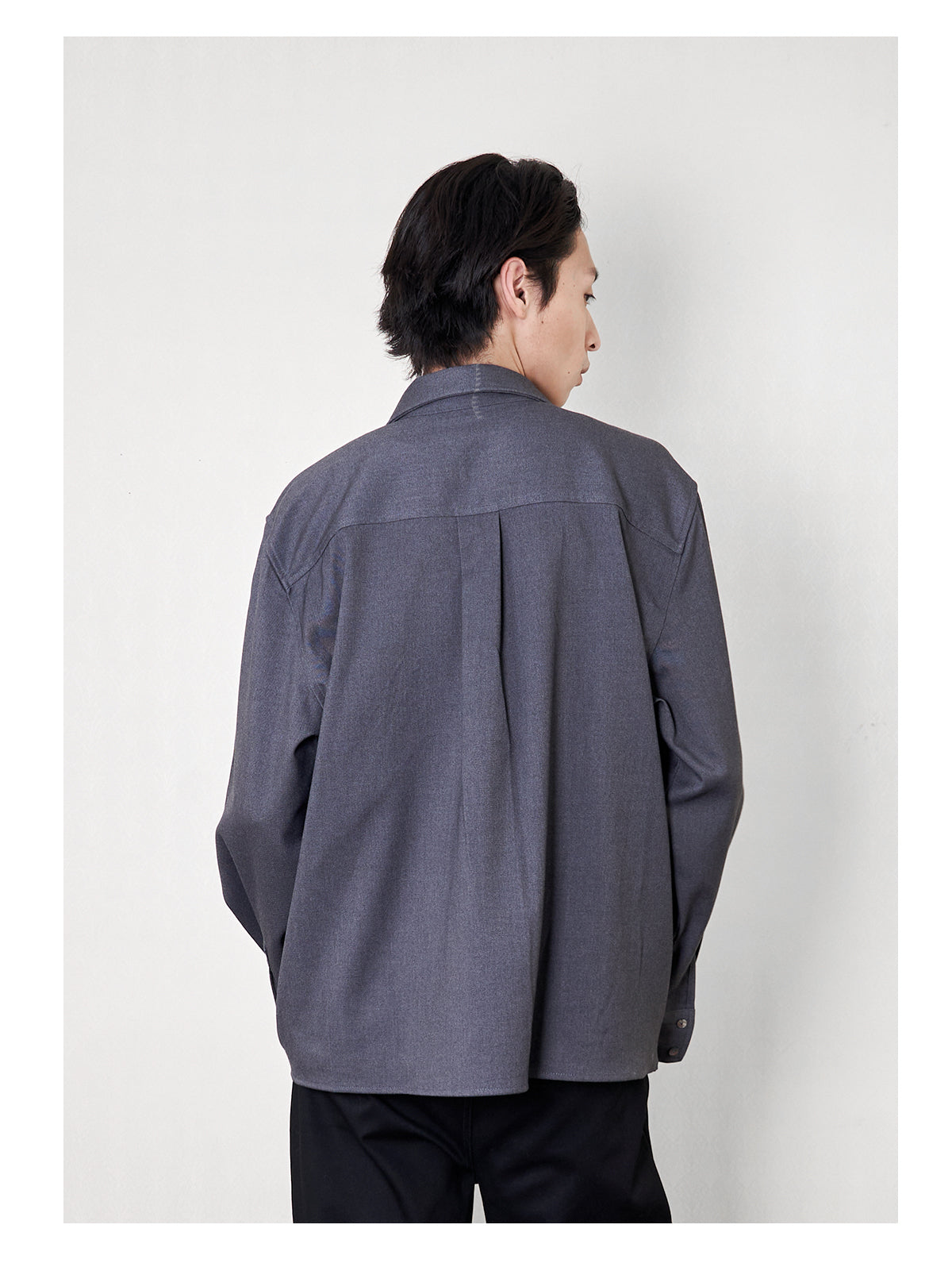 Portrait Embroidery Thick Shirt