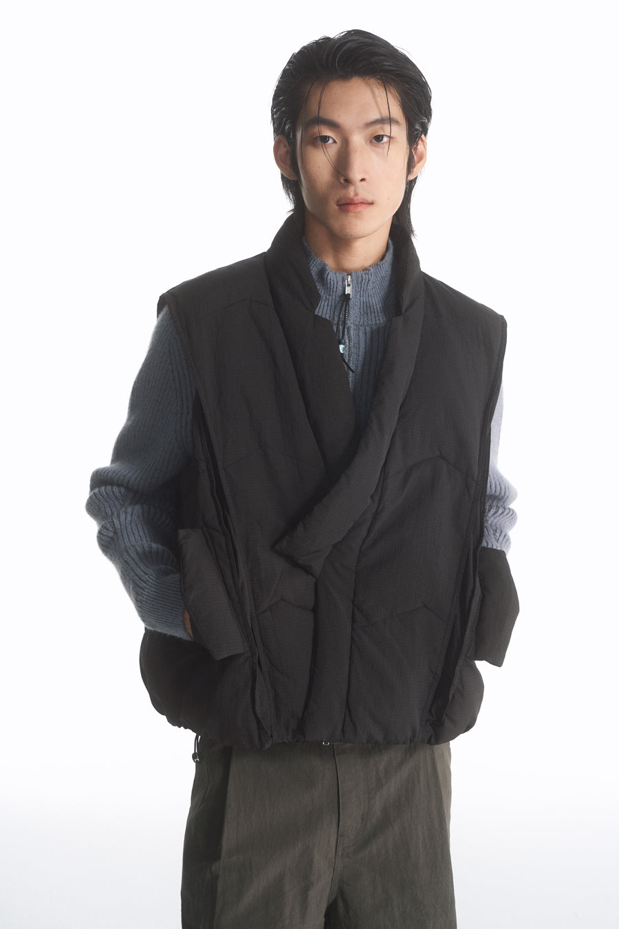 Diagonal Collar Cotton Vest