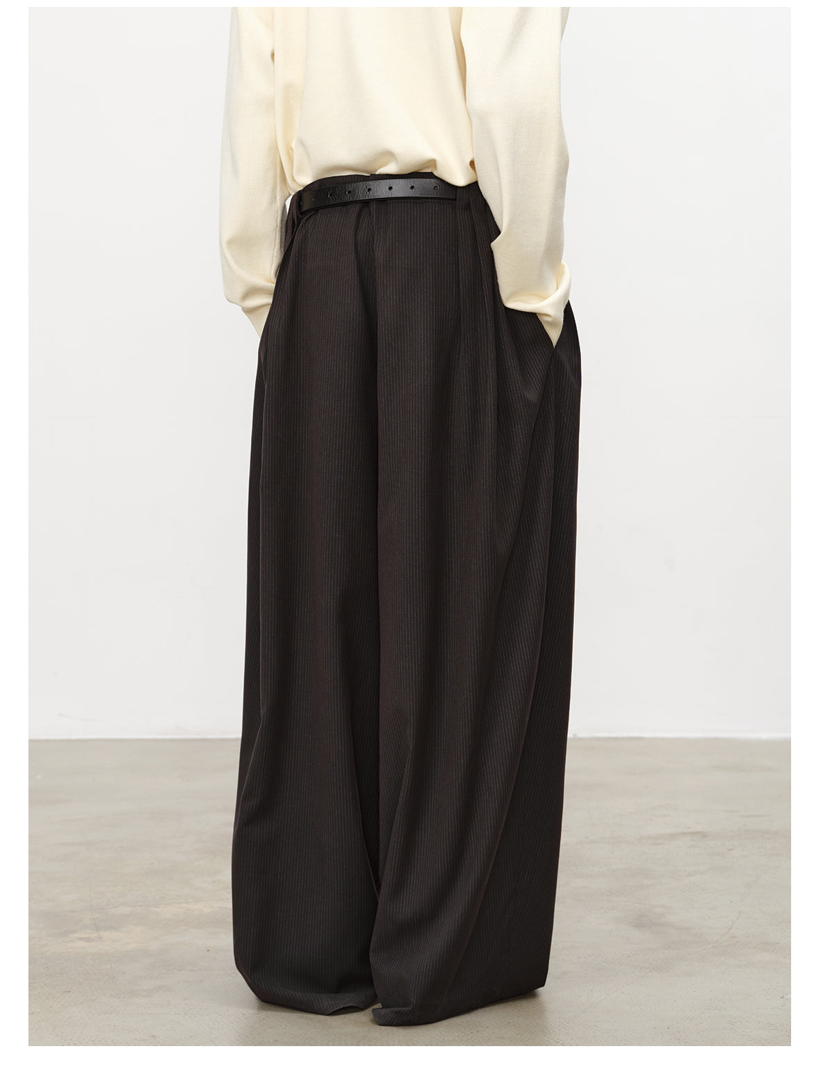 Side-Pleated Wide-Leg Pants